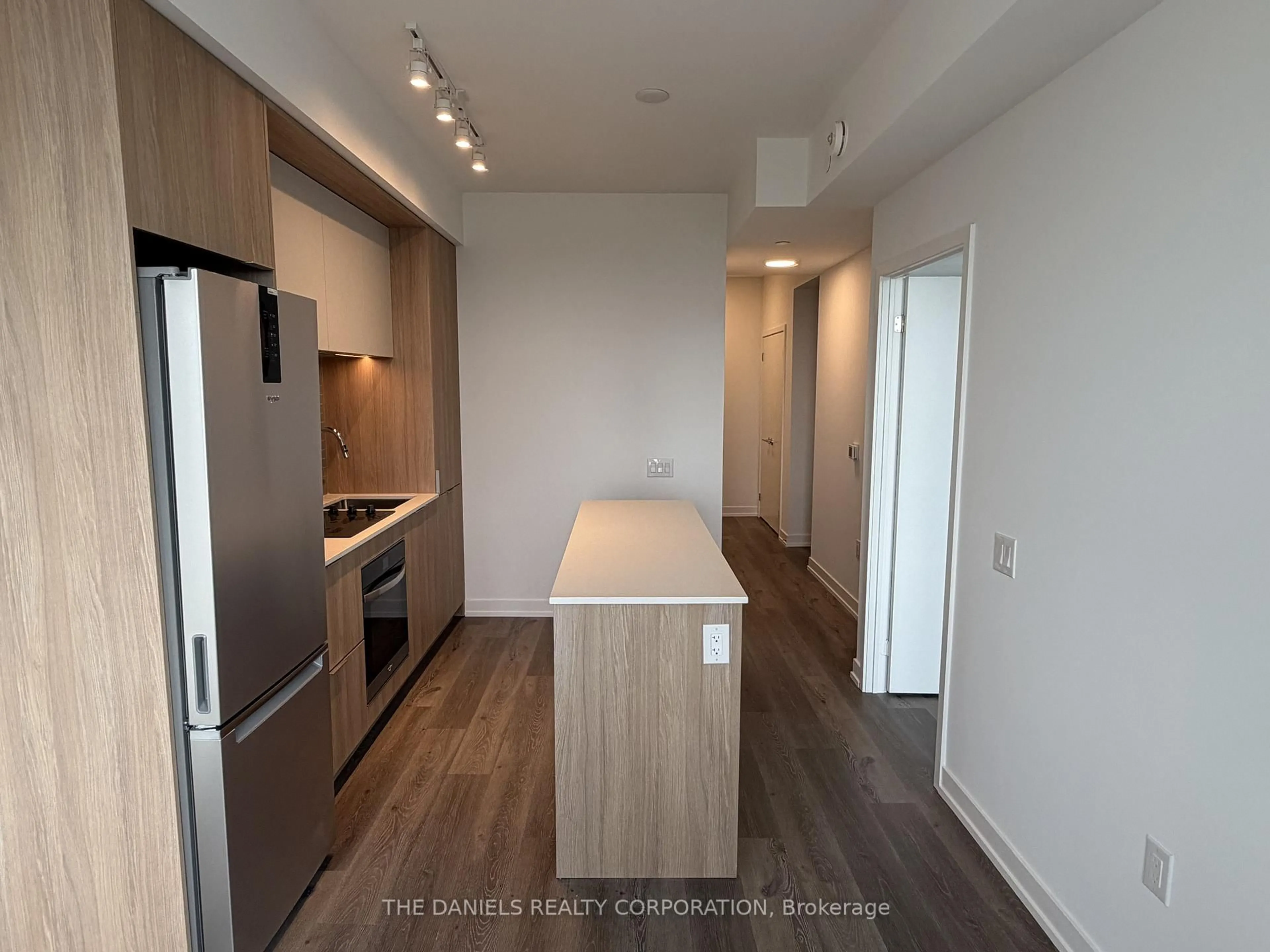 Unknown for 395 Square One Dr #4502, Mississauga Ontario L5B 0P6