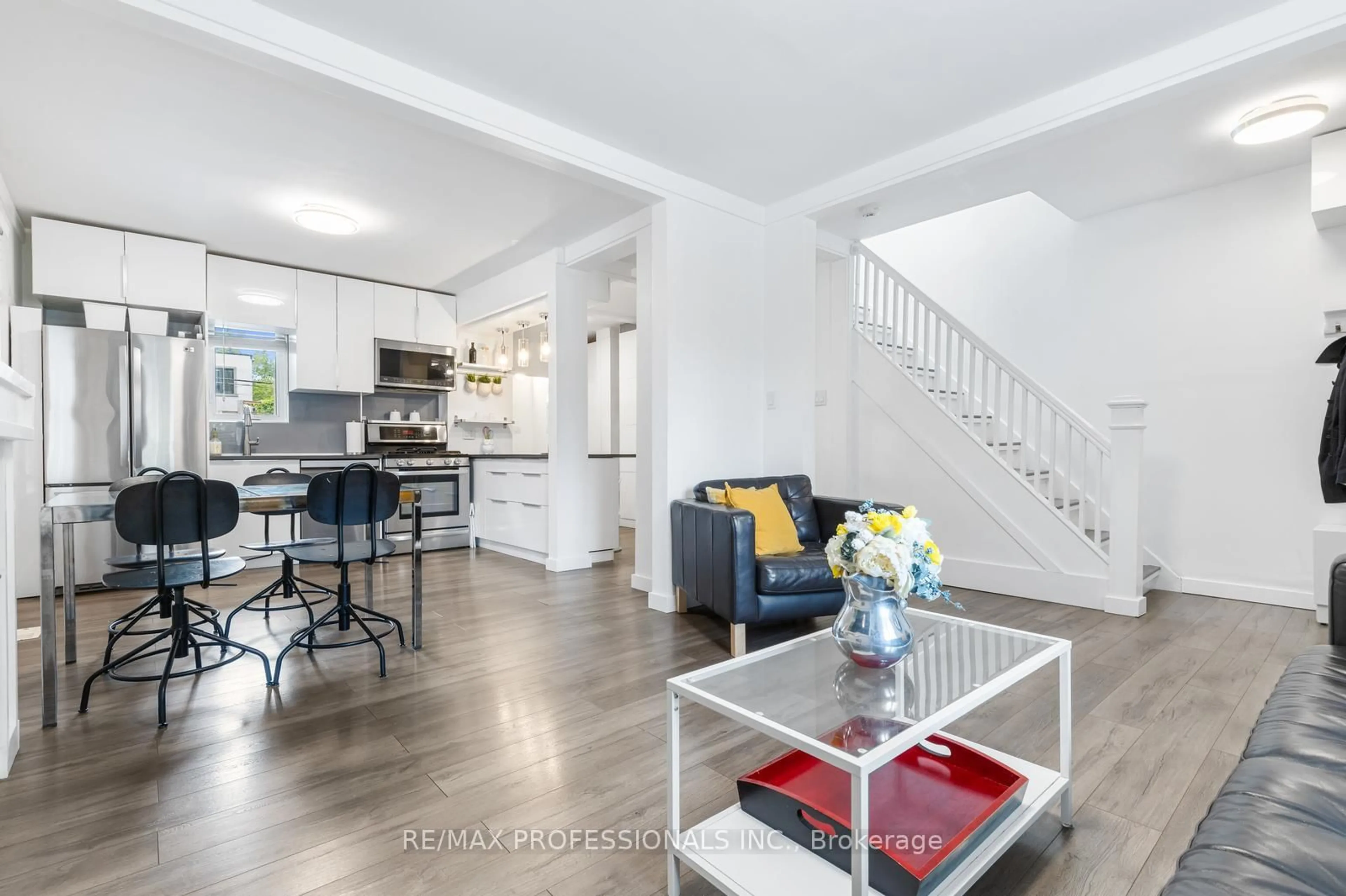 Open concept kitchen, unknown for 52 Third St, Toronto Ontario M8V 2X8