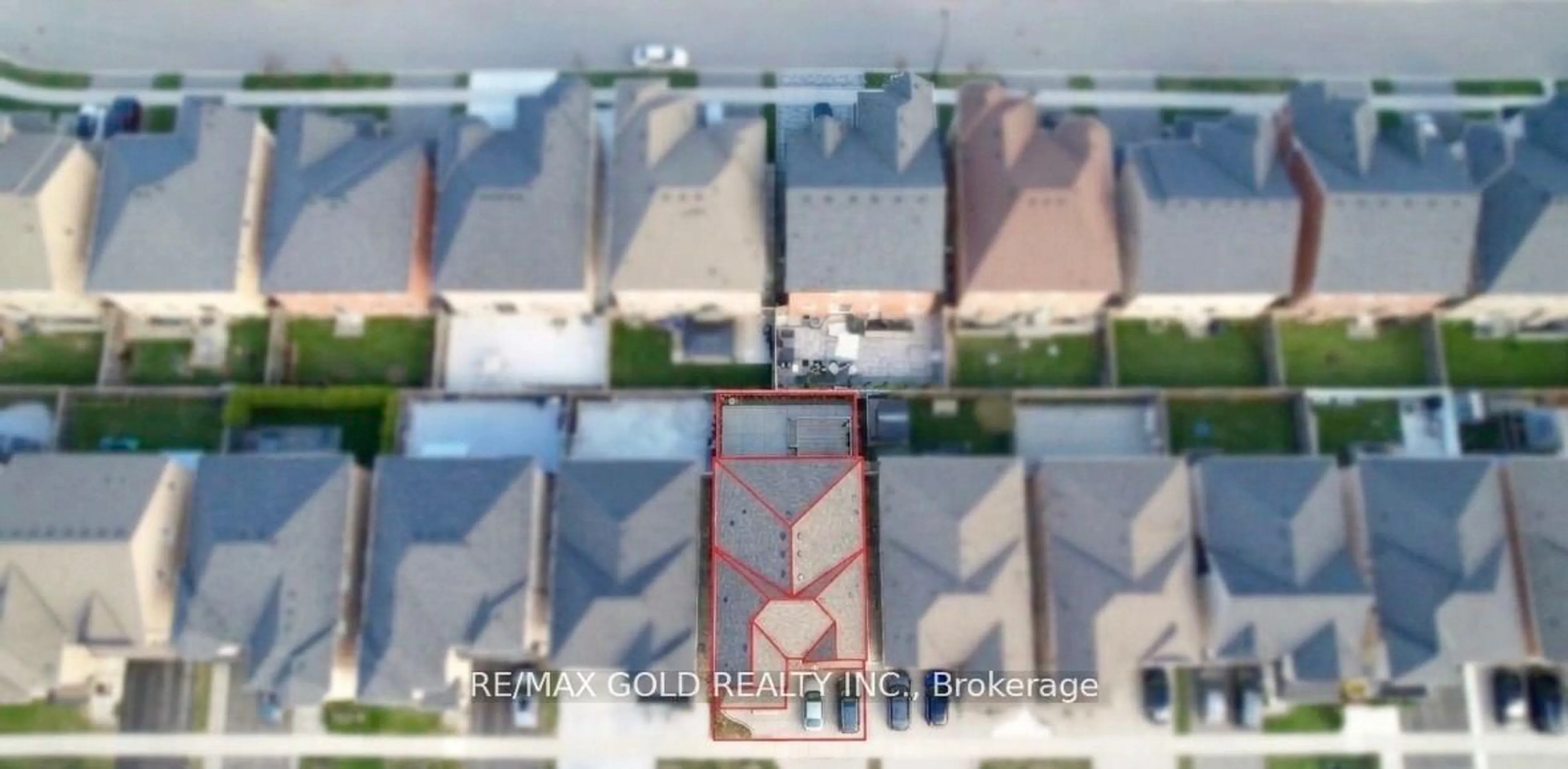 A pic from outside/outdoor area/front of a property/back of a property/a pic from drone, city buildings view from balcony for 298 Etheridge Ave, Milton Ontario L9E 1H7