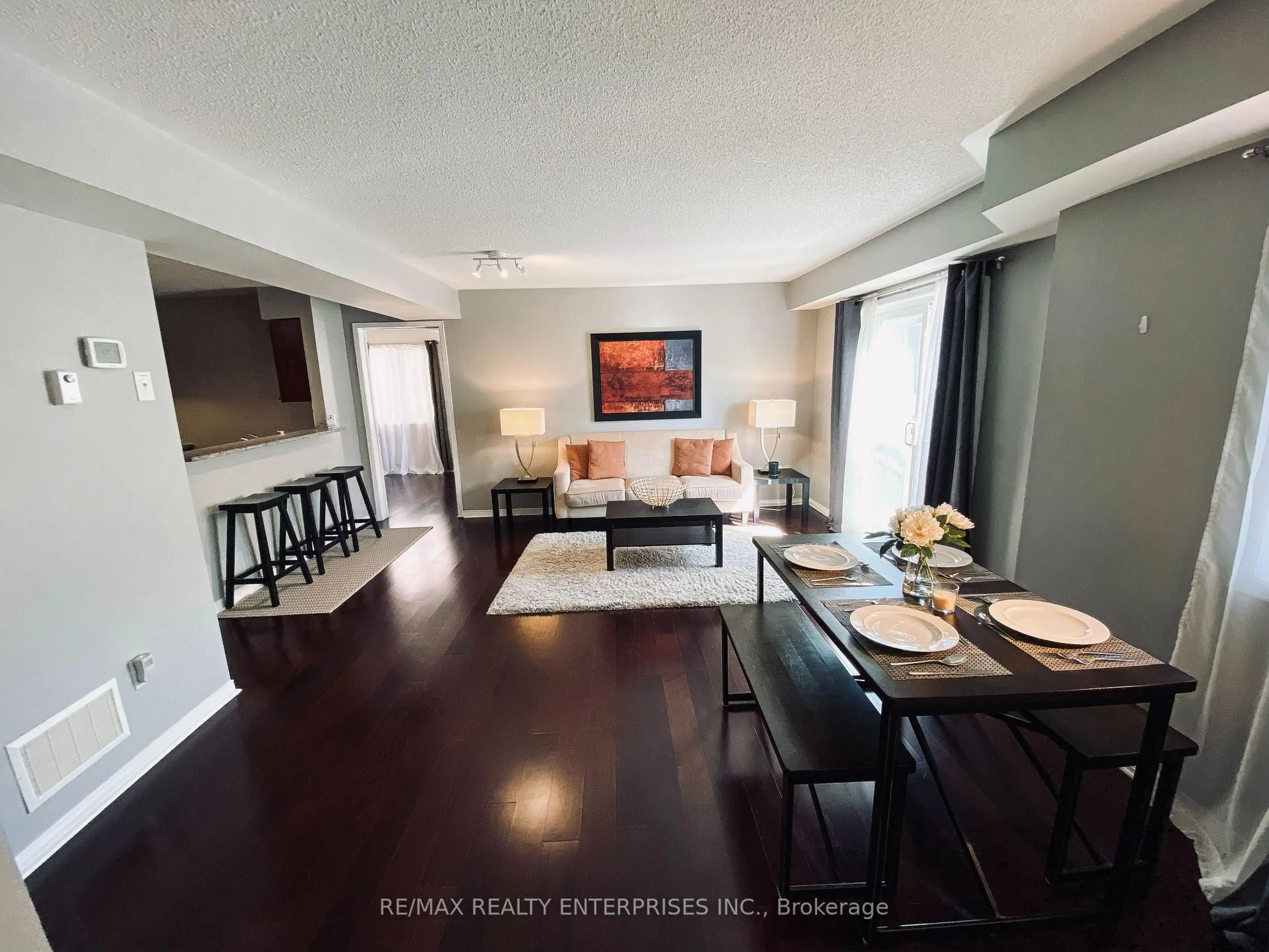 A pic of a room for 4975 Southampton Dr #145, Mississauga Ontario L5M 8C8