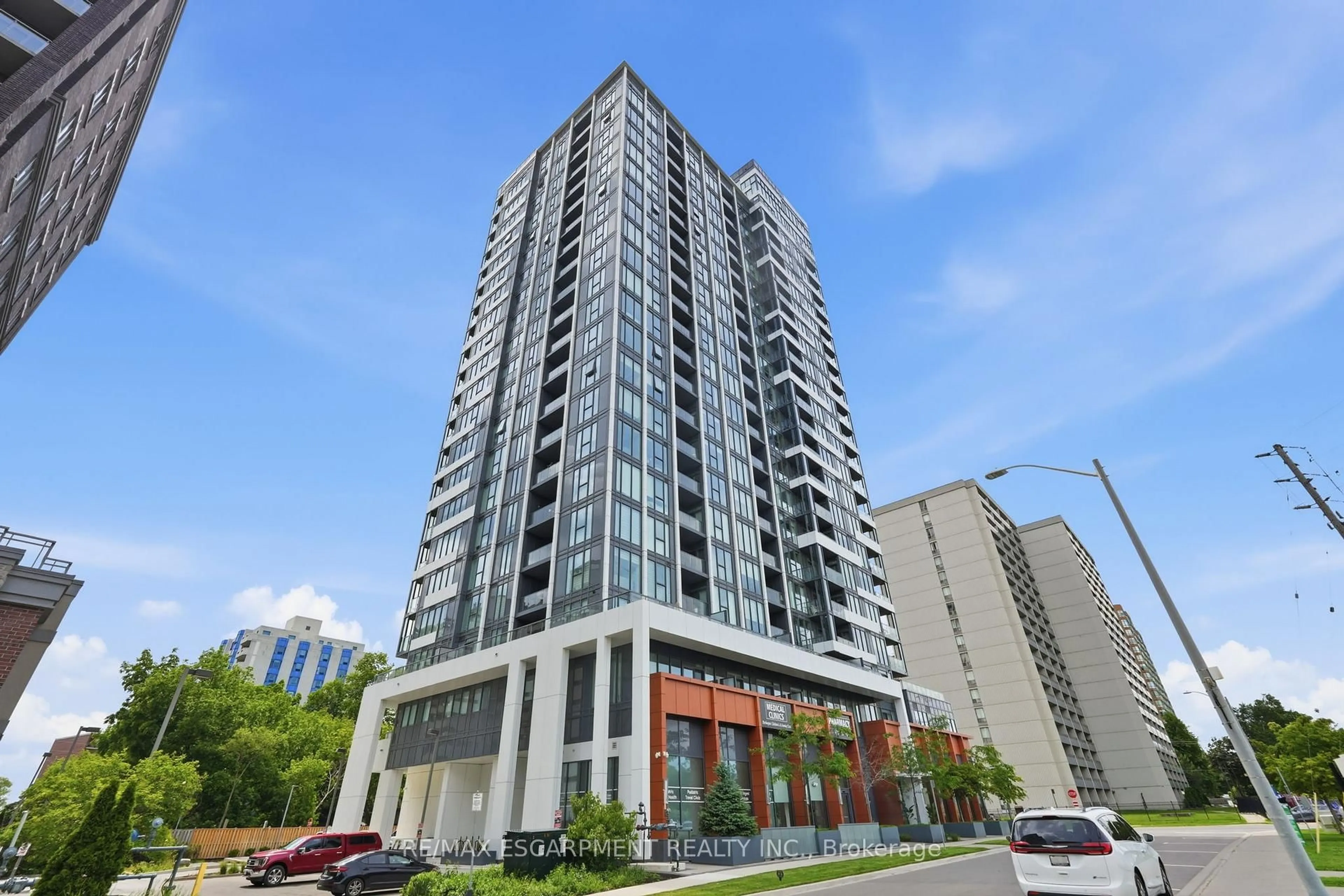 Indoor foyer for 500 Brock Ave #909, Burlington Ontario L7S 0A5