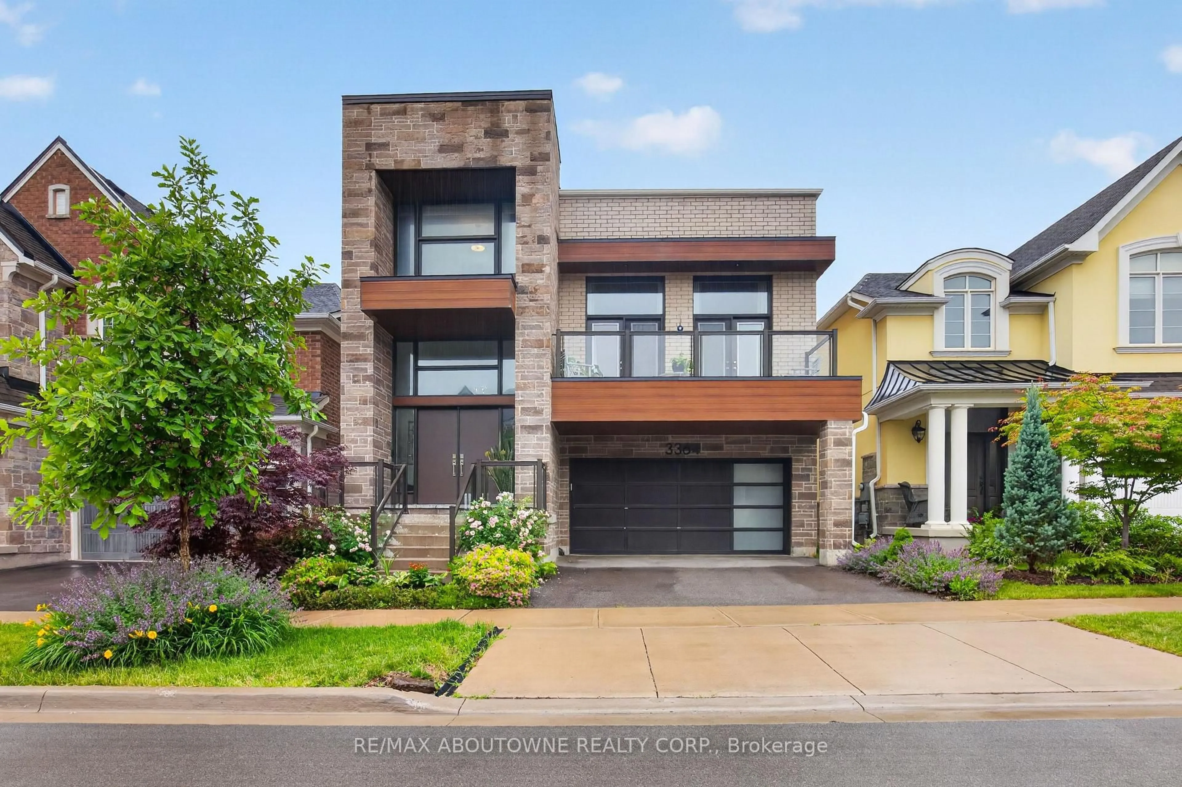 Home with brick exterior material, street for 3364 Vernon Powell Dr, Oakville Ontario L6H 0Y3