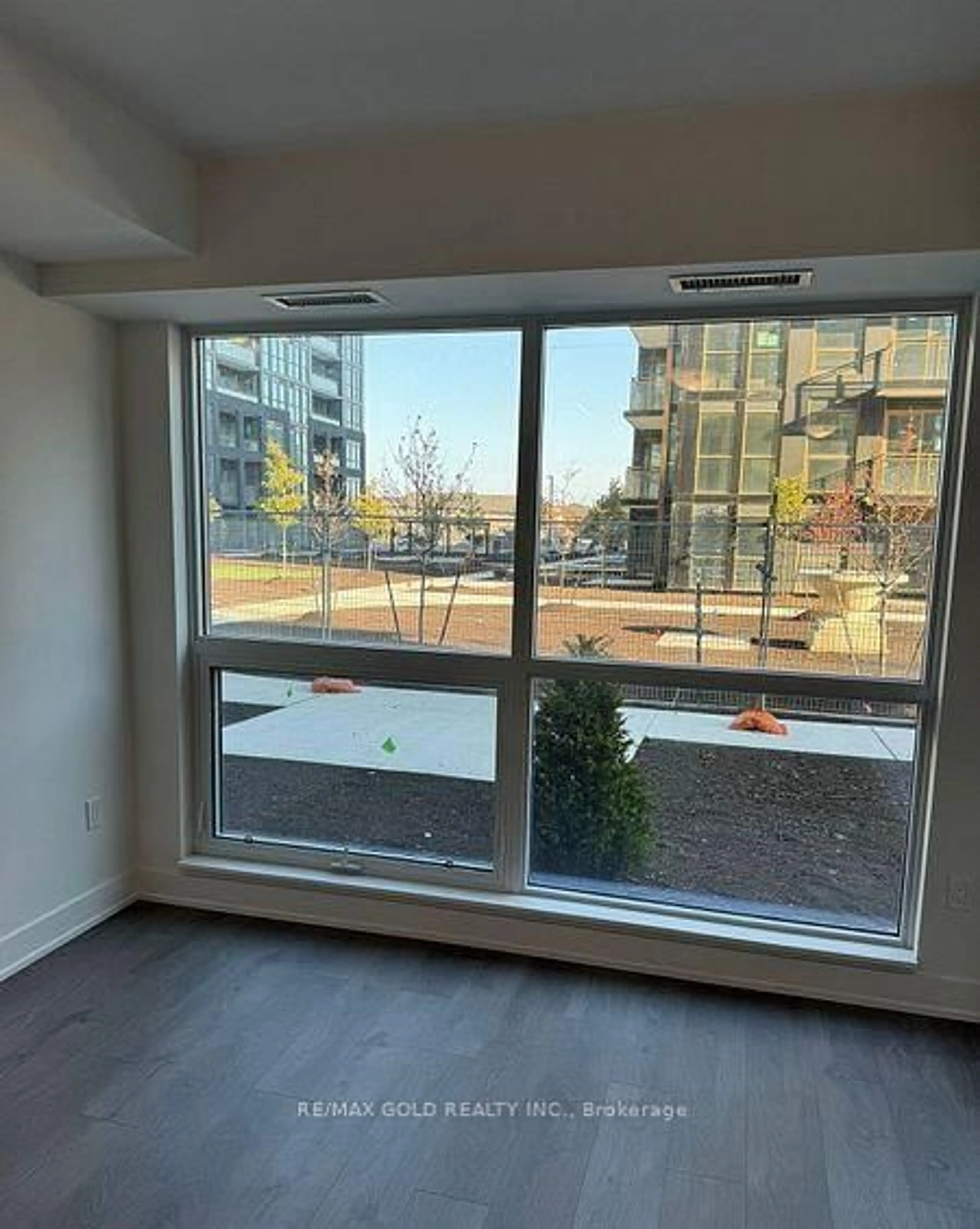 A pic of a room for 2343 Khalsa Gate #104, Oakville Ontario L6M 4J2