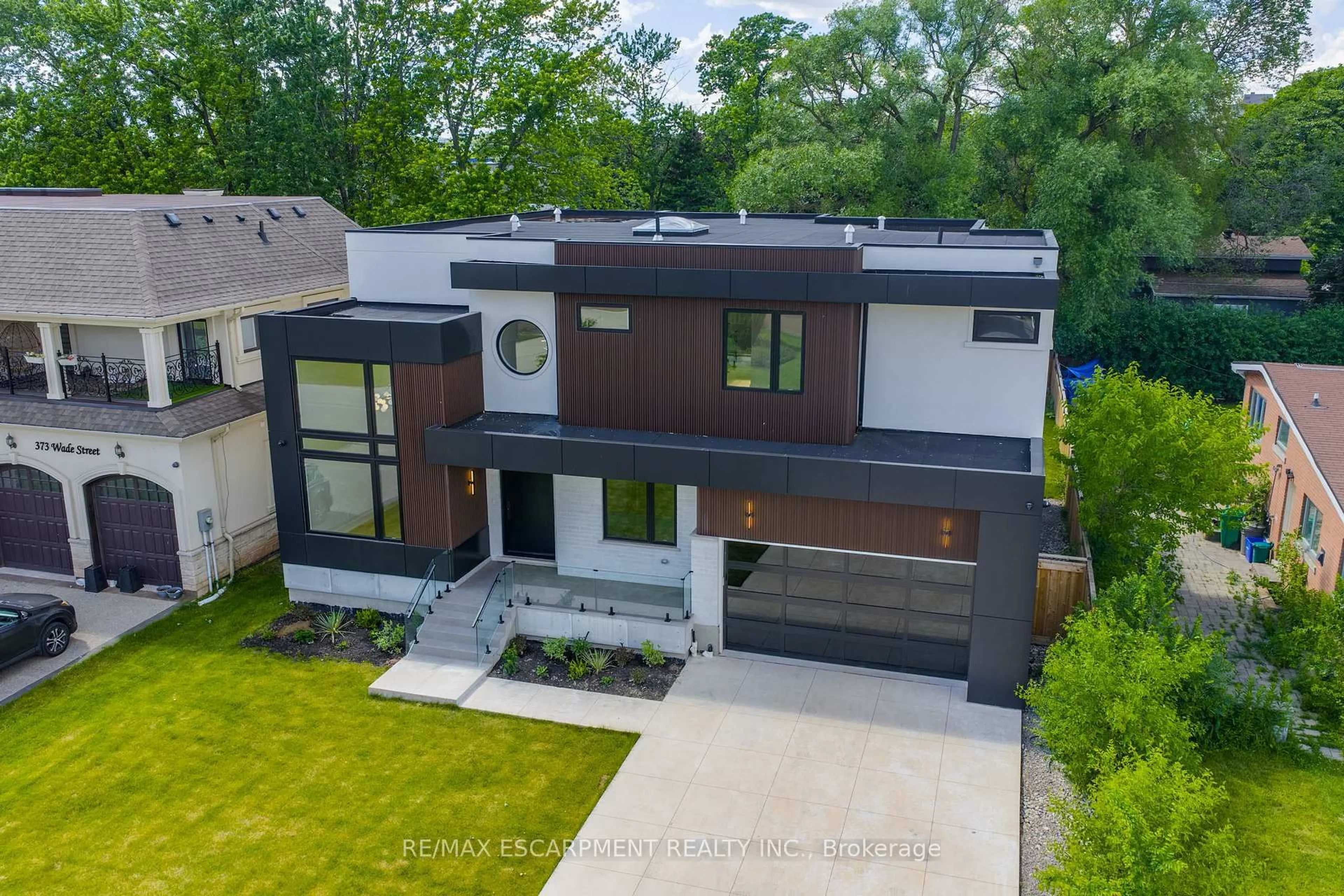 Home with brick exterior material, street for 369 Wade St, Oakville Ontario L6K 2A4