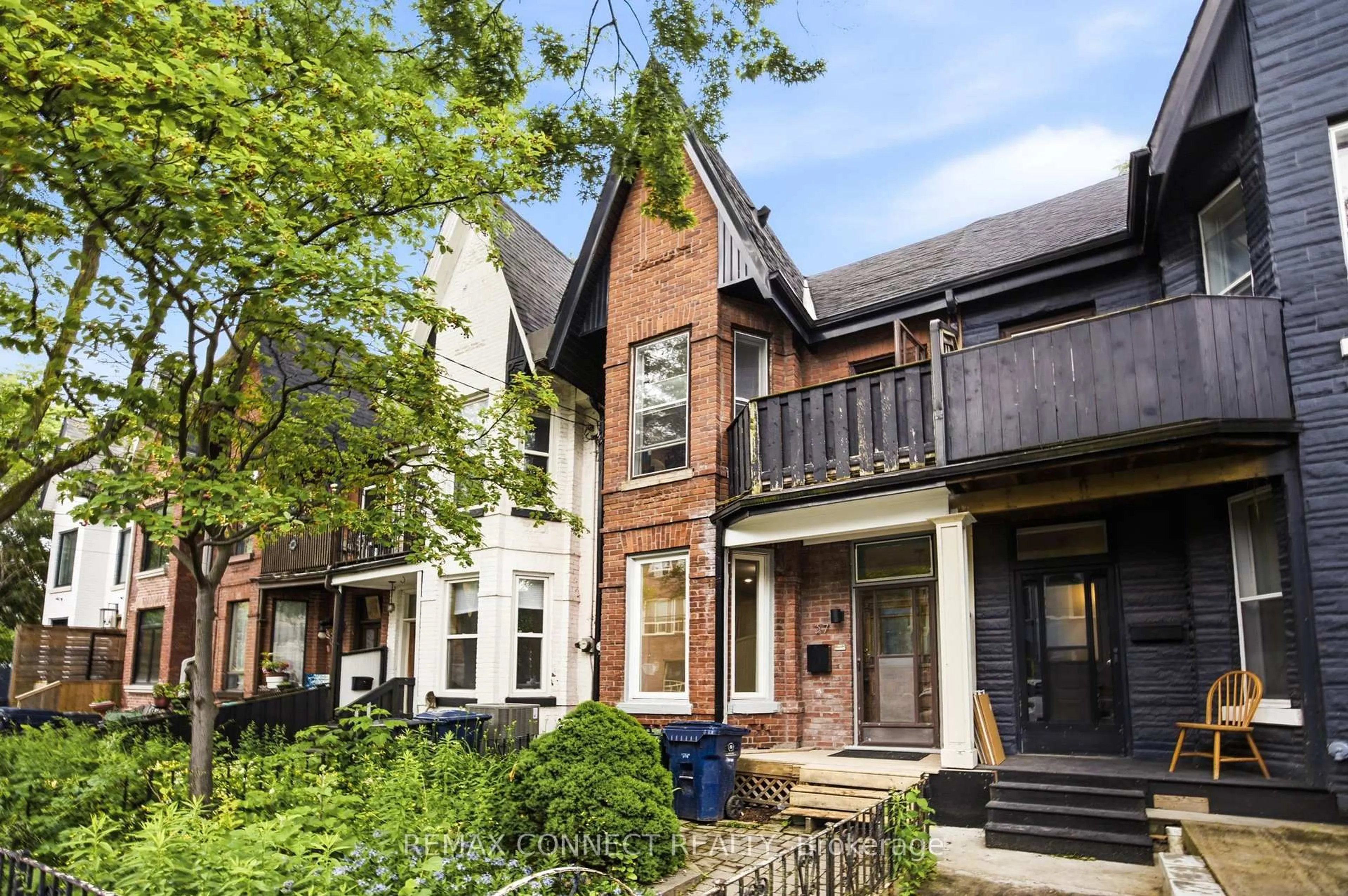 Home with brick exterior material, street for 37 Noble St, Toronto Ontario M6K 2C7