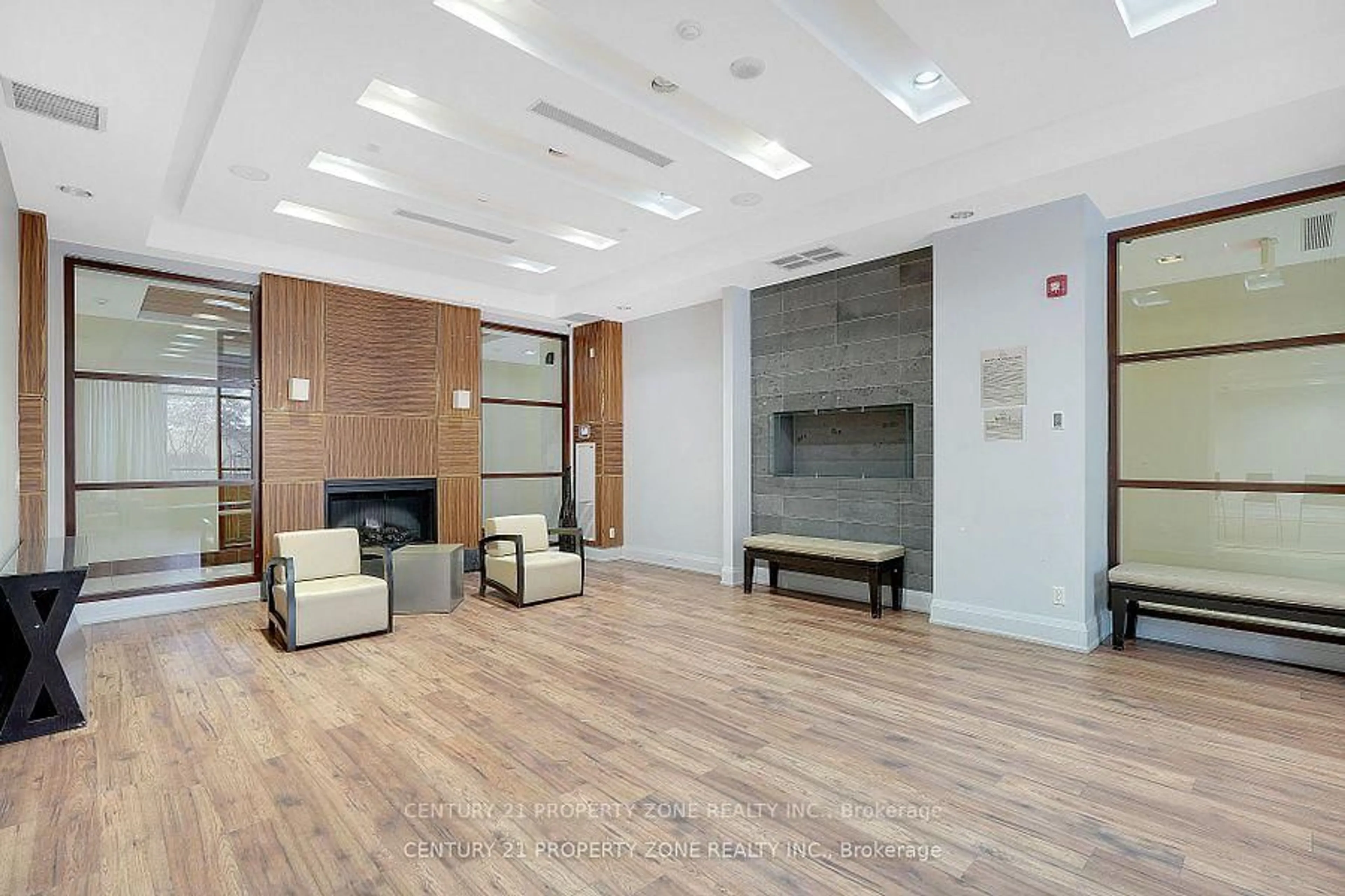Lobby for 310 Burnhamthorpe Rd #1703, Mississauga Ontario L5B 4P9