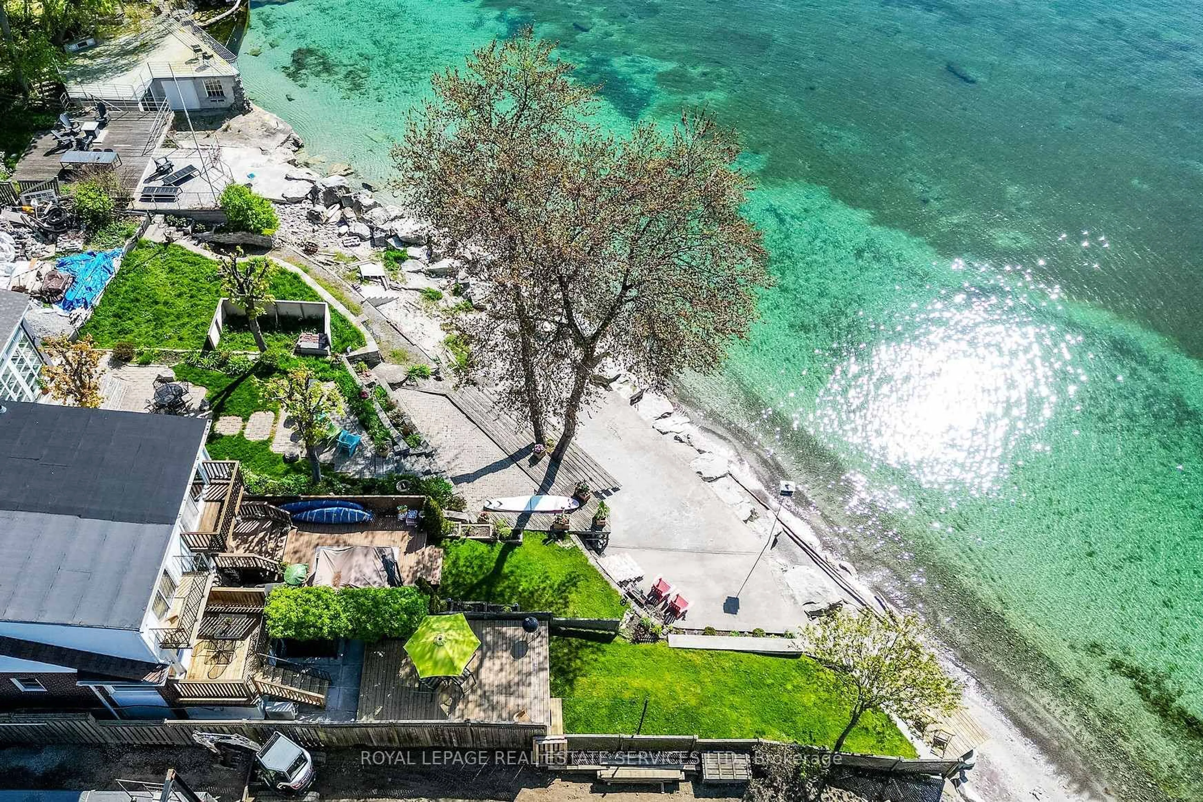 A pic from outside/outdoor area/front of a property/back of a property/a pic from drone, street for 11A Lake Shore Dr, Toronto Ontario M8V 1Y9