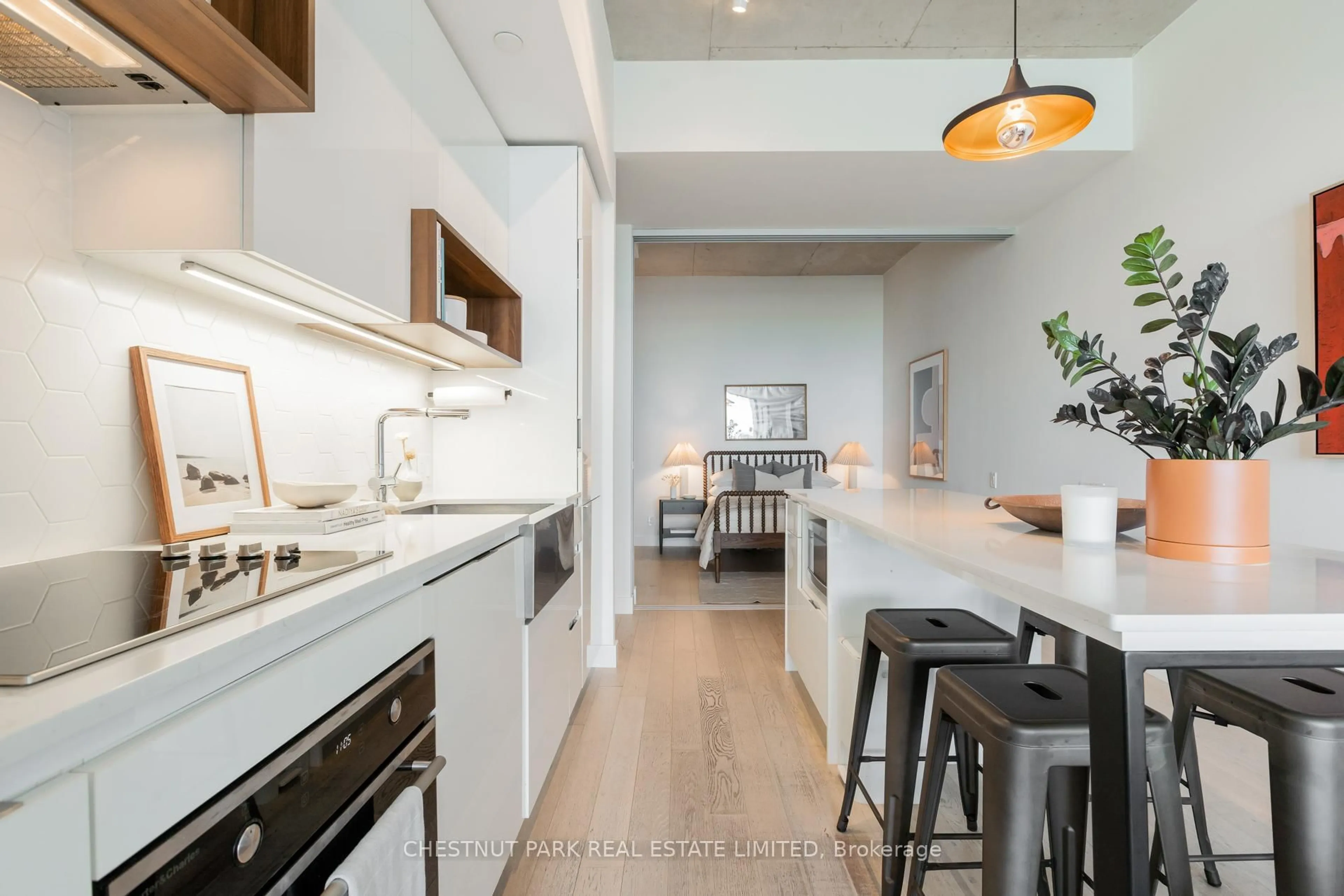Open concept kitchen, unknown for 383 Sorauren Ave, Toronto Ontario M6R 0A4