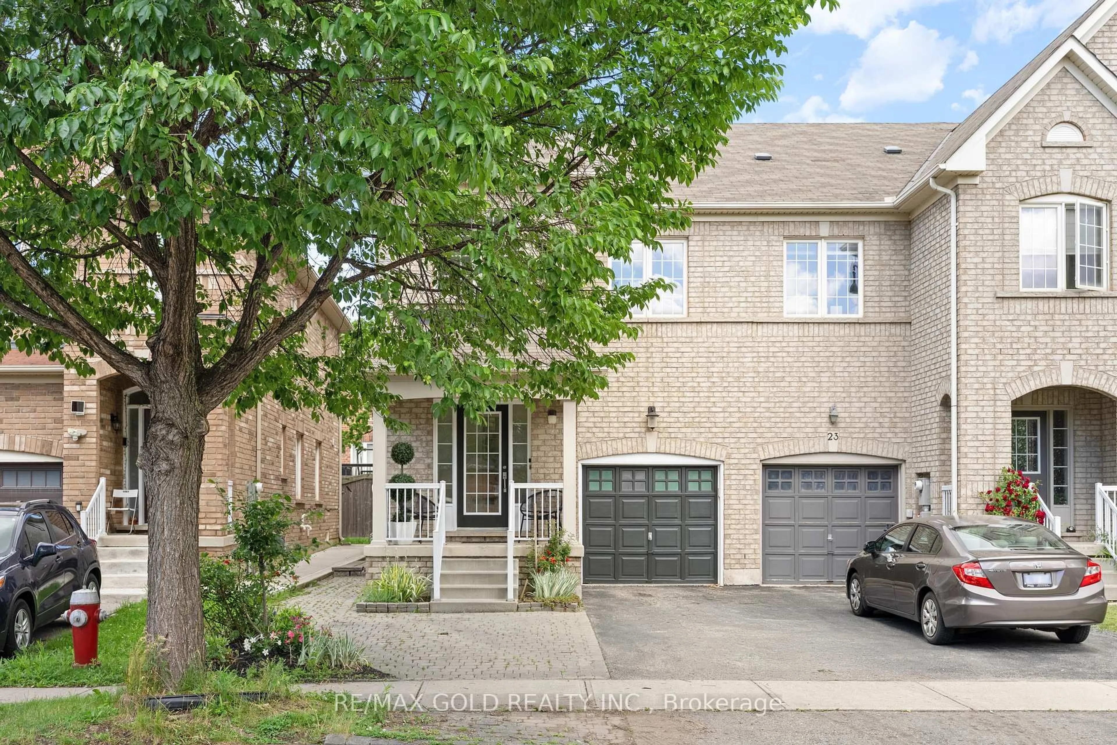 Home with brick exterior material, street for 25 Frenchpark Circ, Brampton Ontario L6X 0Y5