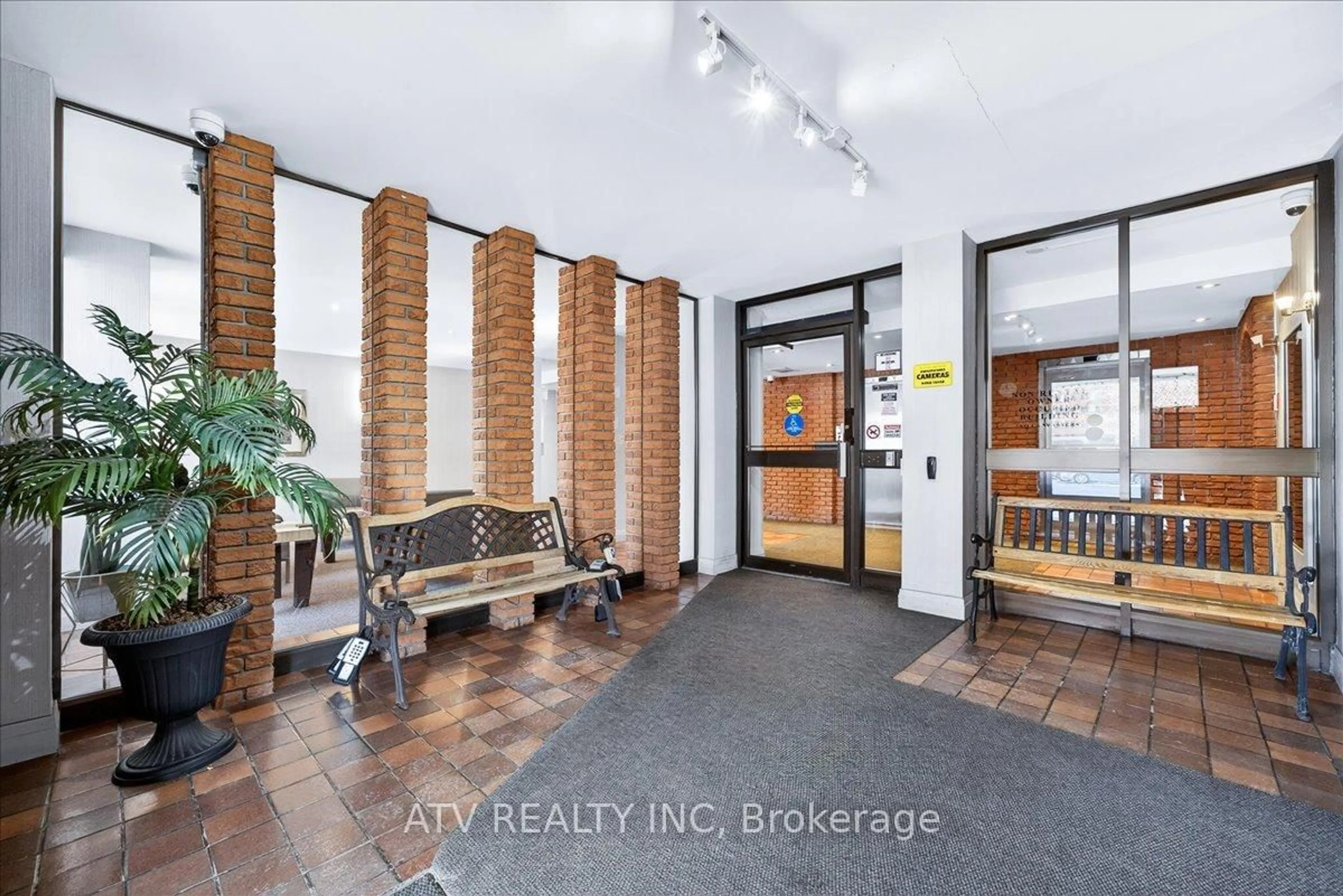 Unknown for 151 La Rose Ave #804, Toronto Ontario M9P 1B3