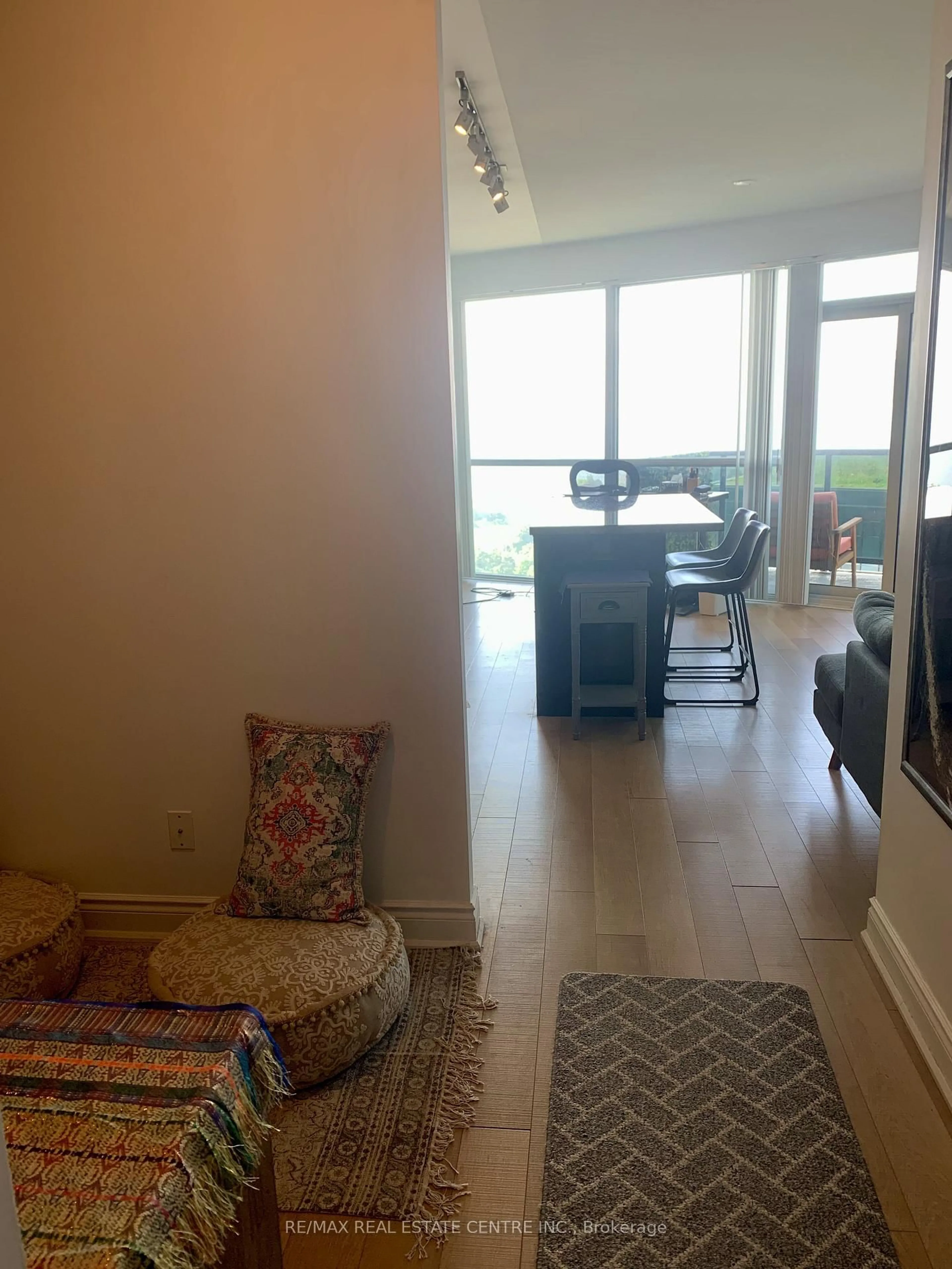 A pic of a room for 80 Marine Parade Dr #1906, Toronto Ontario M8V 0A3
