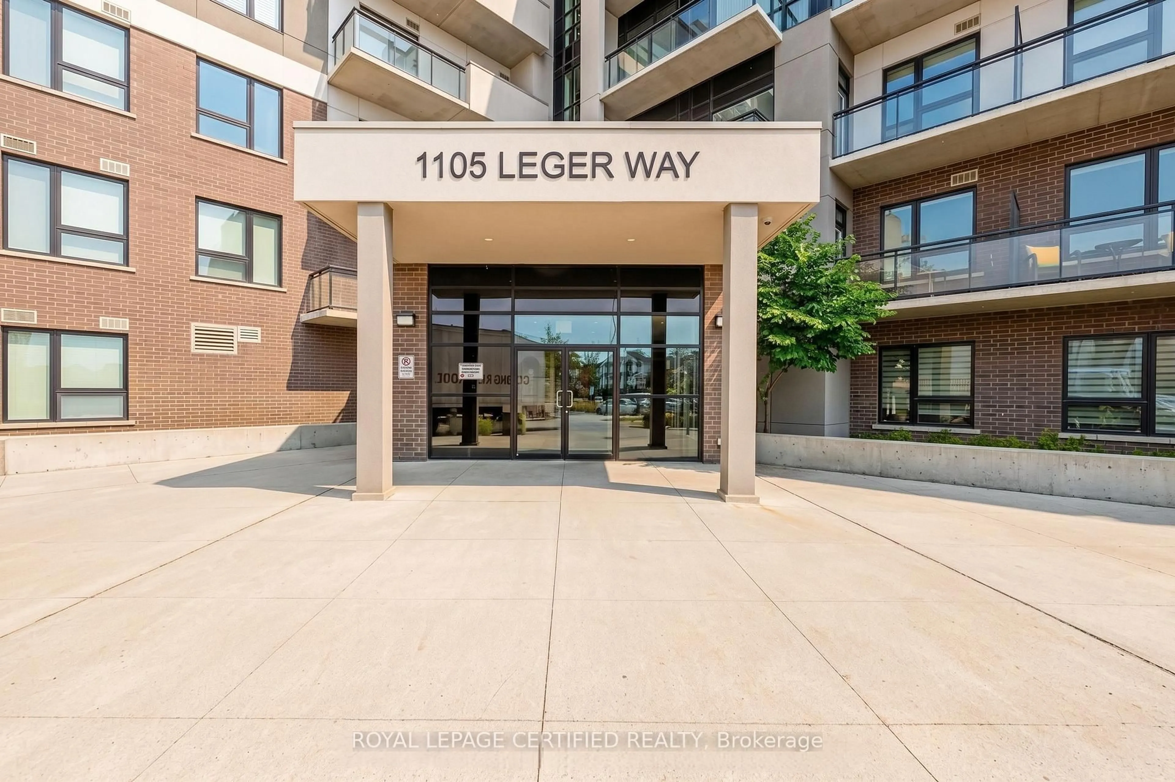 Indoor foyer for 1105 Leger Way #236, Milton Ontario L9E 1K7