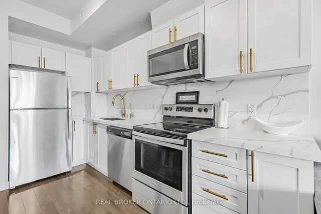 630 Rogers Rd #21, Toronto 5