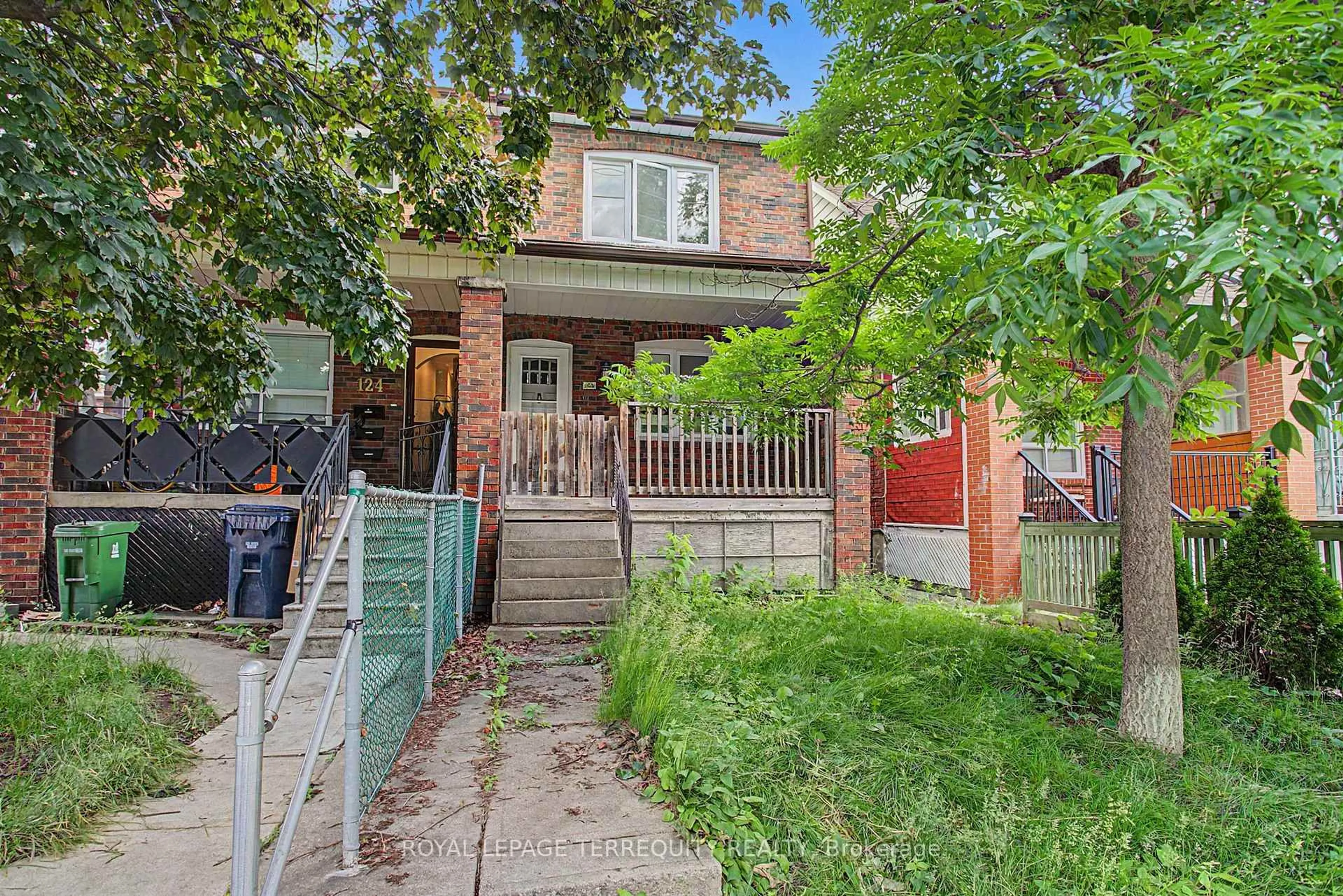Unknown for 122 Ascot Ave, Toronto Ontario M6E 1G2