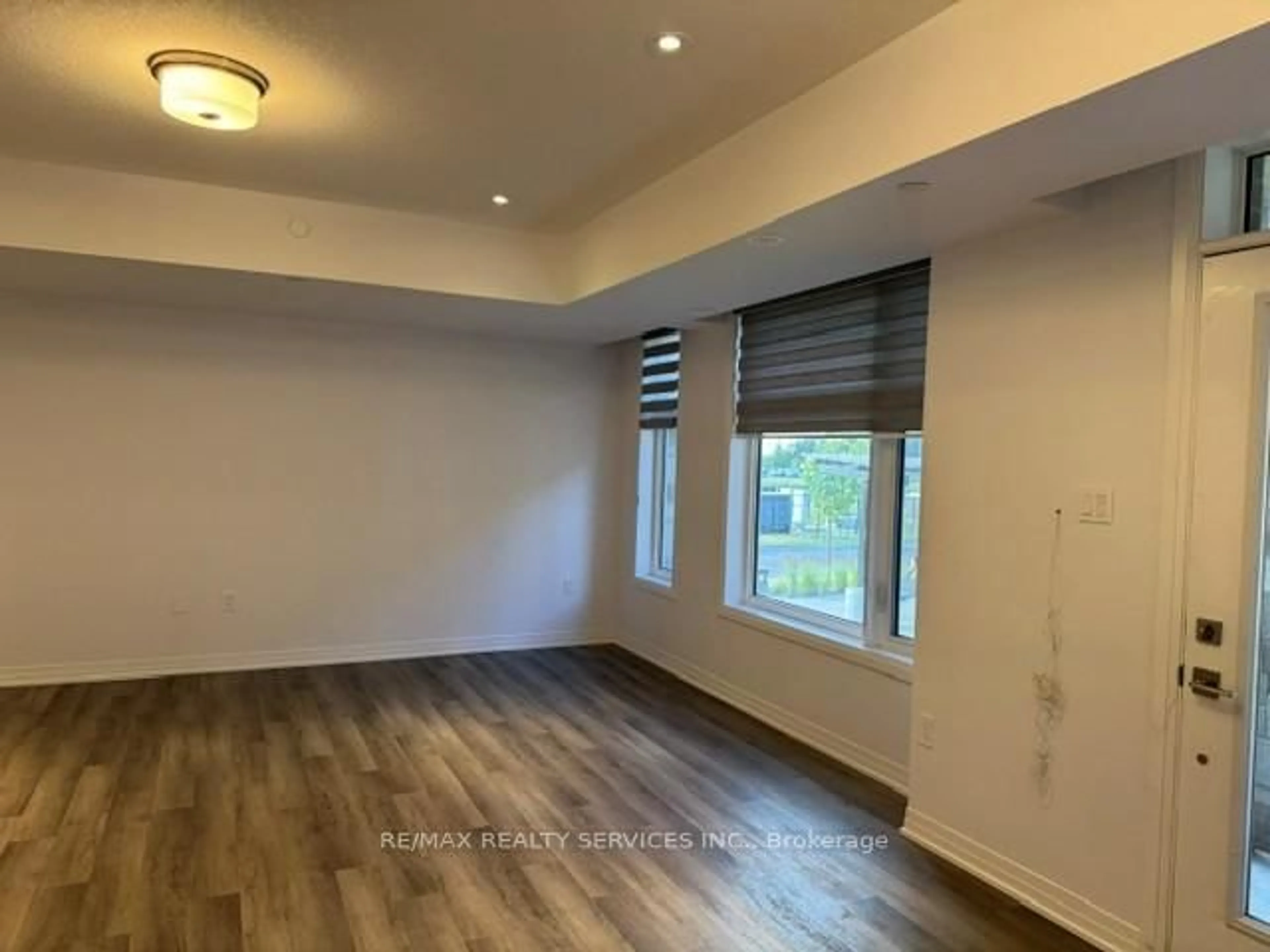A pic of a room for 15 Fieldridge Cres #1, Brampton Ontario L6R 4G6