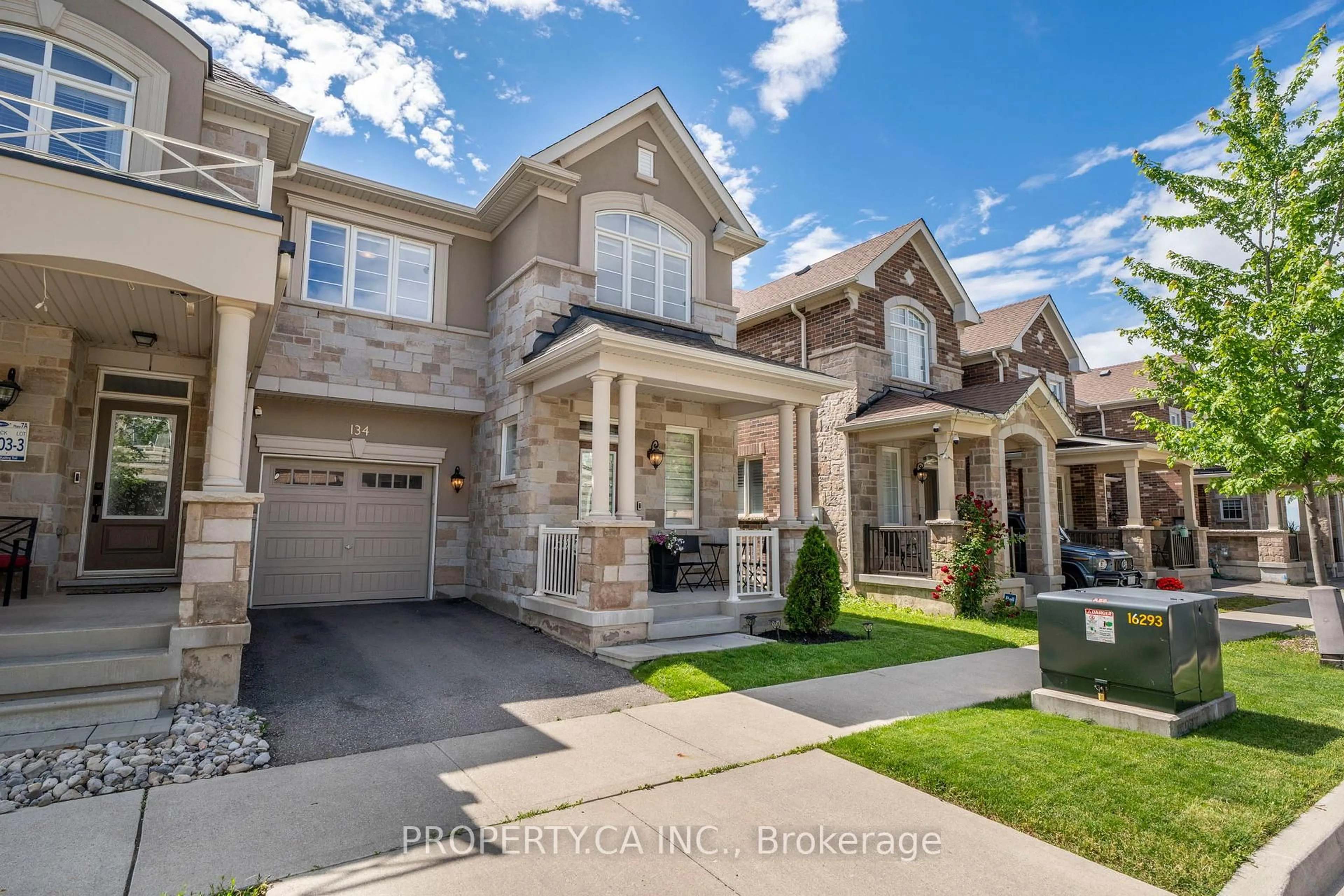 Home with brick exterior material, street for 134 Kaitting Tr, Oakville Ontario L6M 5K8