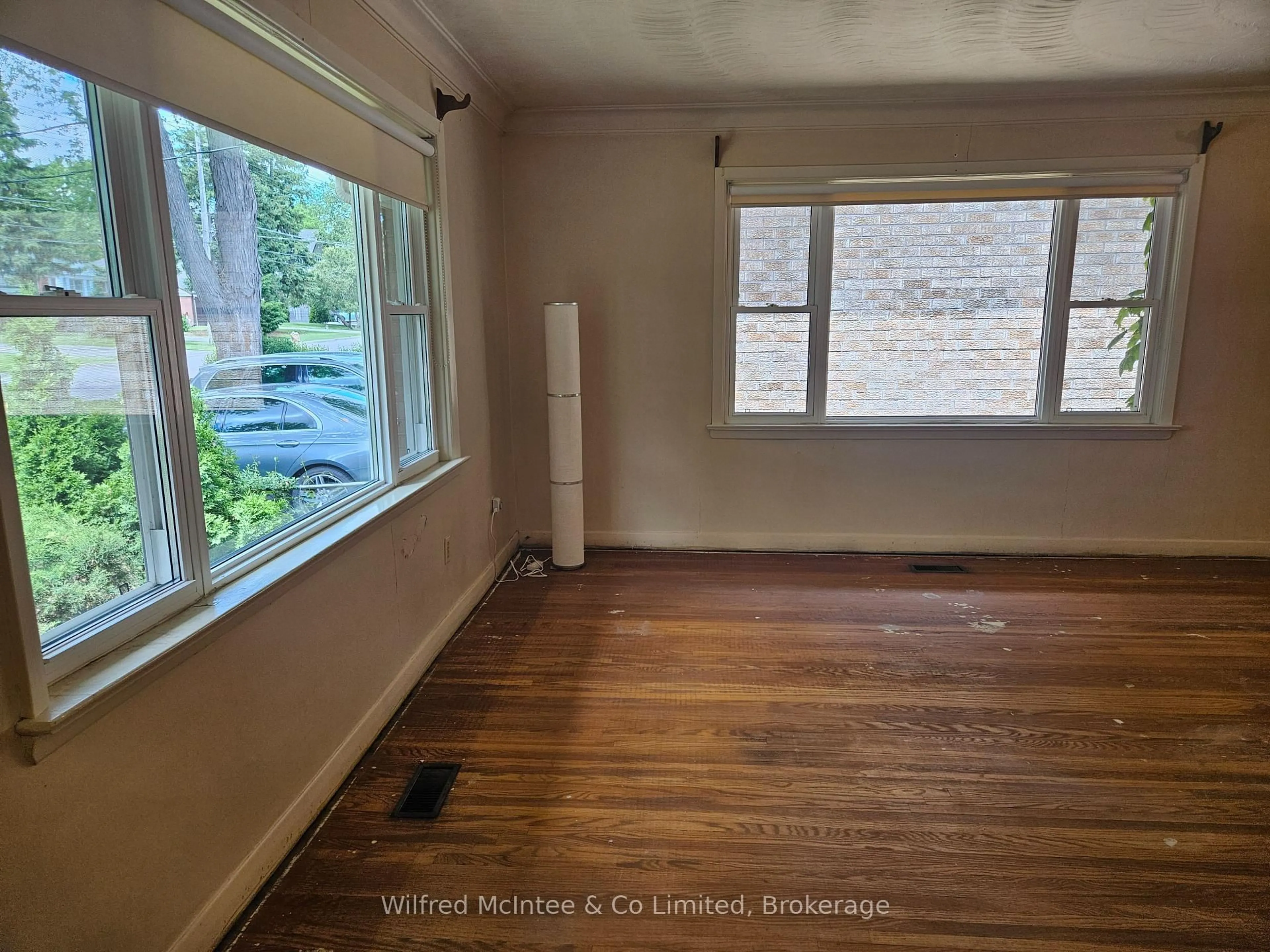 A pic of a room for 69 Haliburton Ave, Toronto Ontario M9B 4Y6