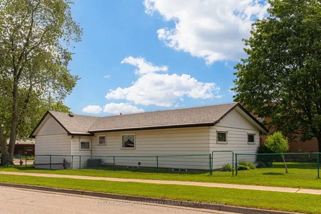 1300 Meredith Ave, Mississauga 3