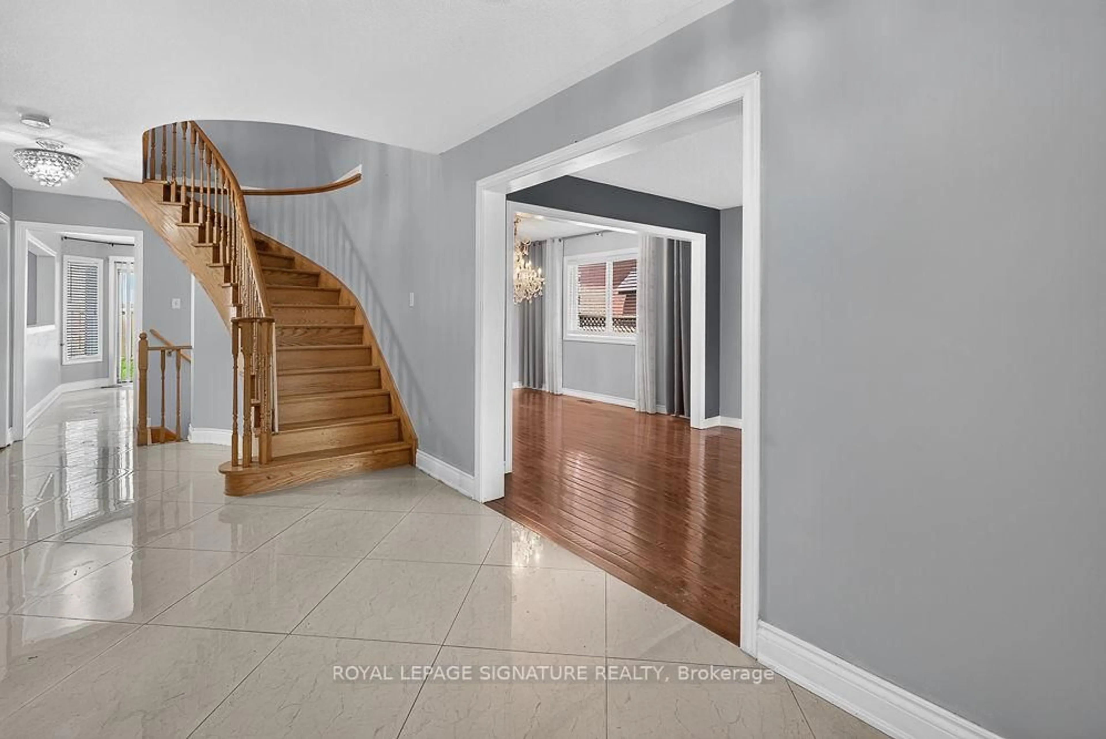 Unknown for 3436 Old Orchard Park Dr, Mississauga Ontario L5B 4C9