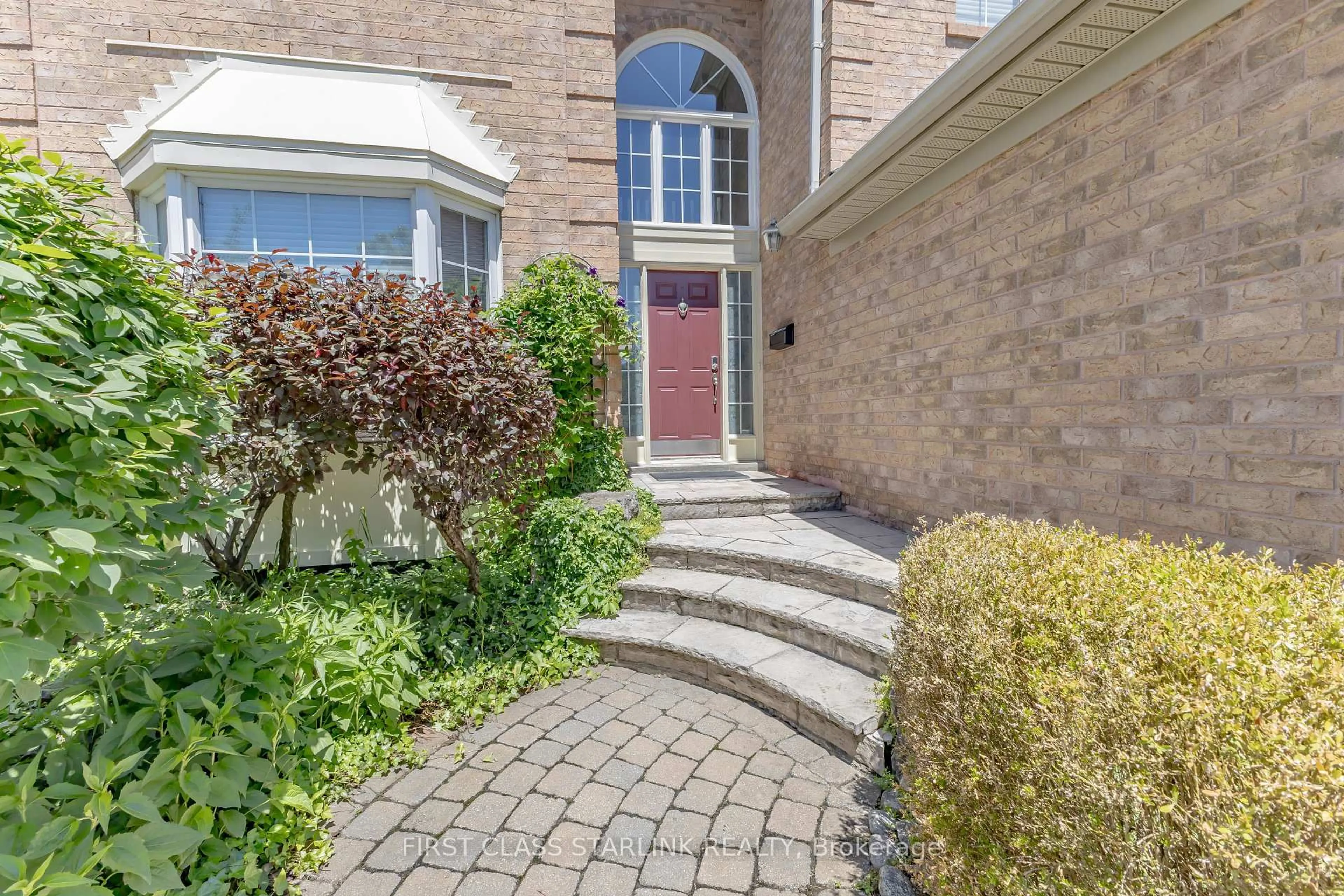 Unknown for 5467 Planters Wood Crt, Mississauga Ontario L5M 5V6