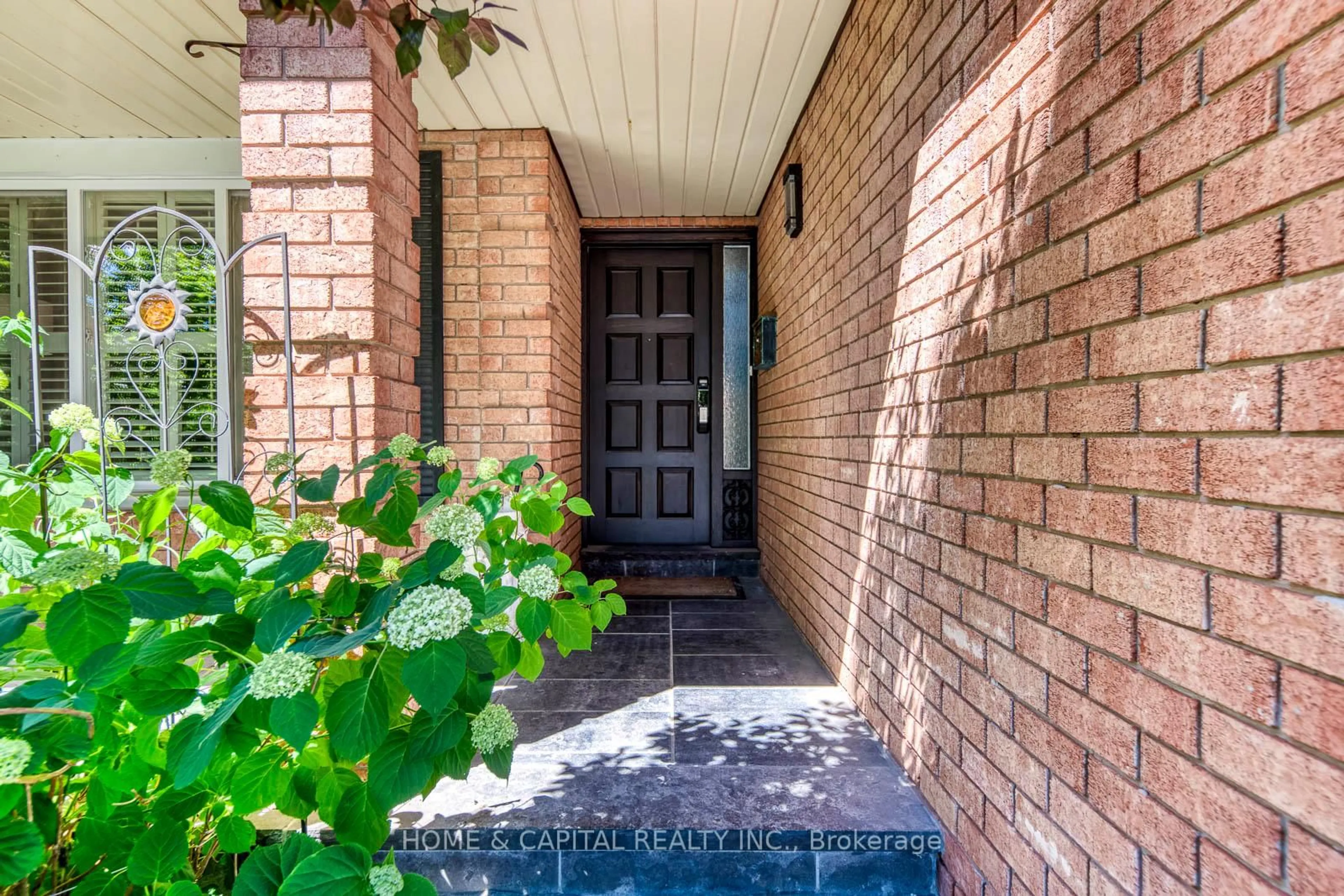 Unknown for 2171 Margot St, Oakville Ontario L6H 3M5