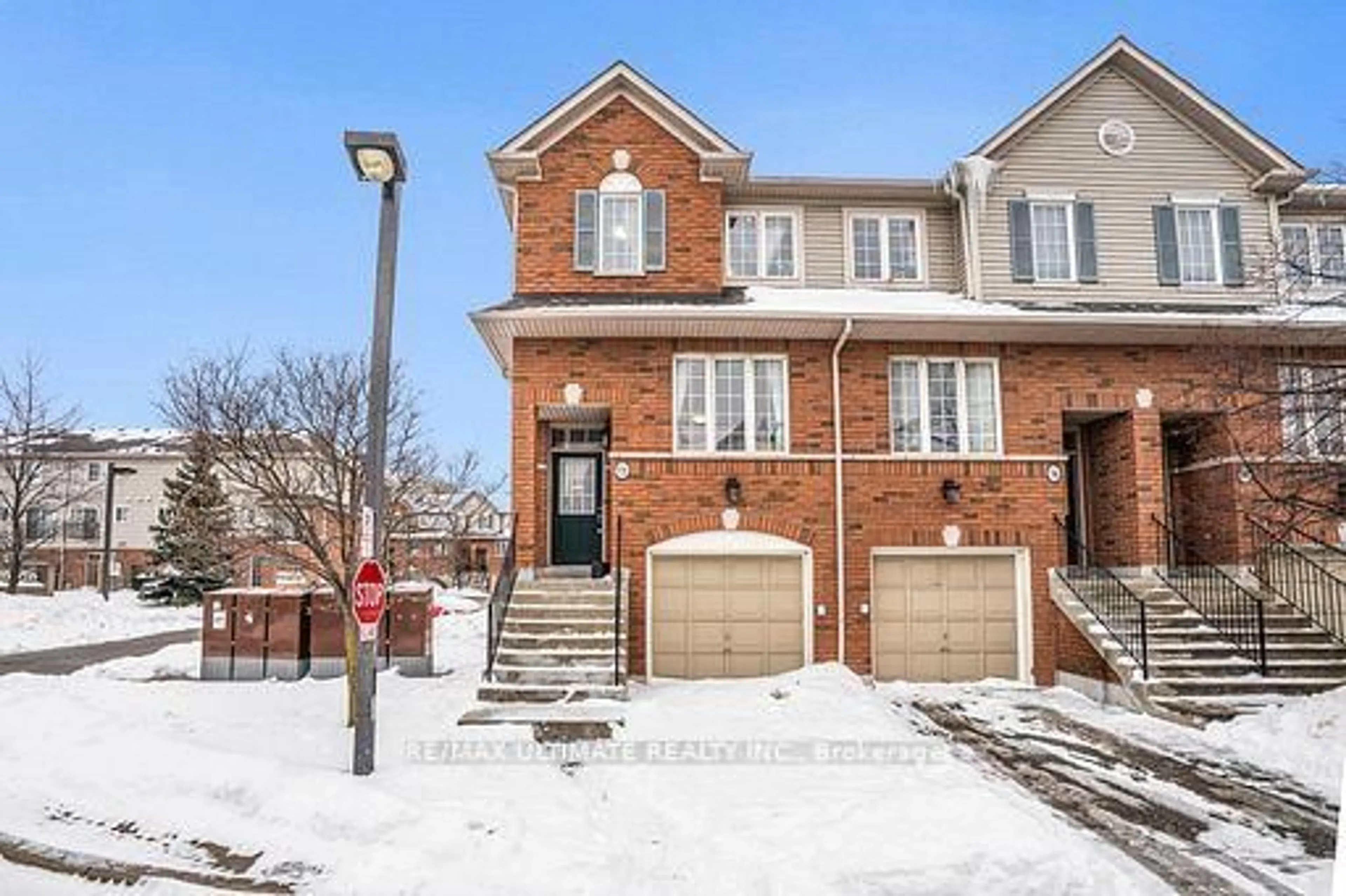 Home with brick exterior material, street for 4950 Albina Way #72, Mississauga Ontario L4Z 4J7