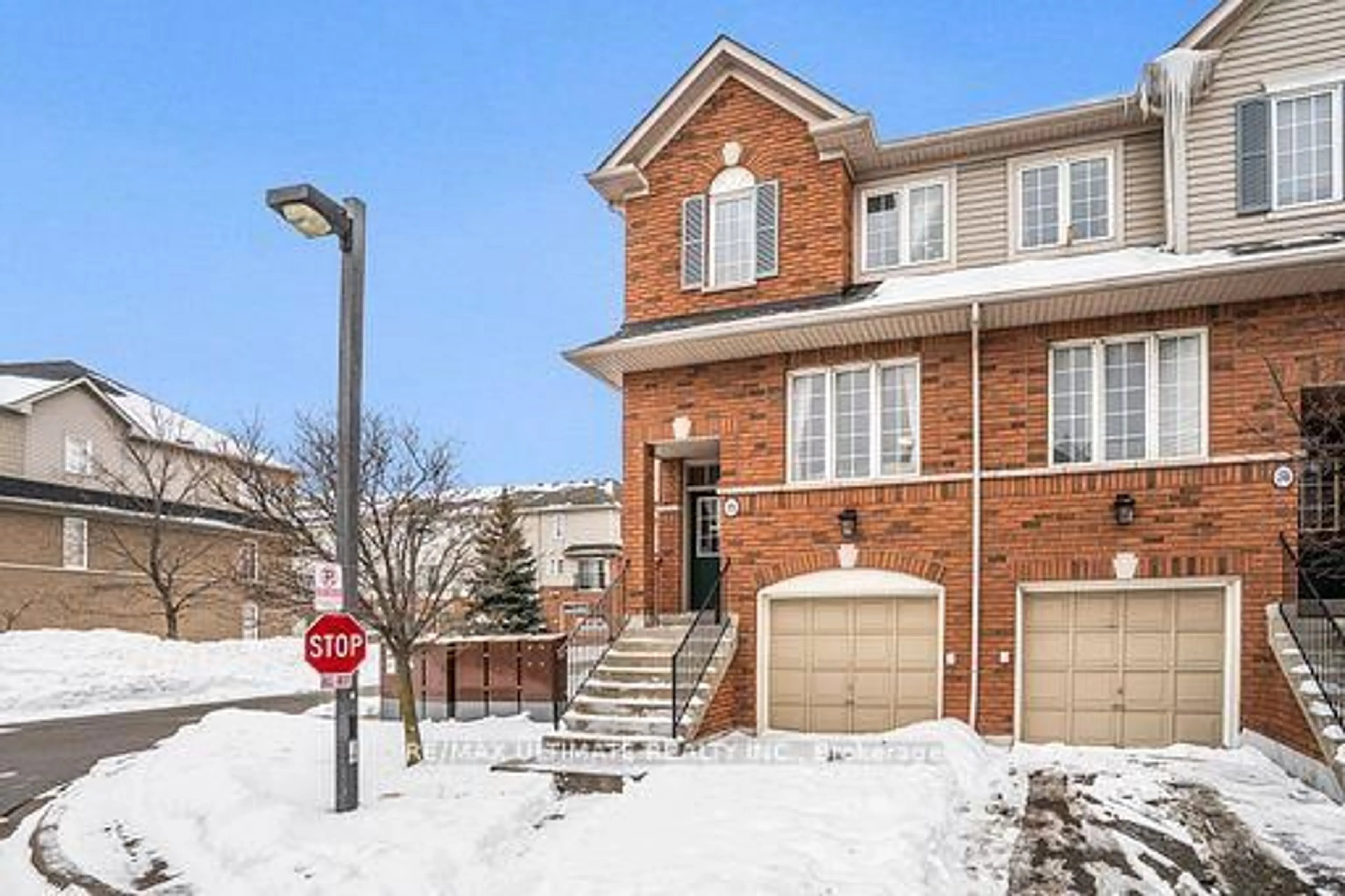 Home with brick exterior material, street for 4950 Albina Way #72, Mississauga Ontario L4Z 4J7