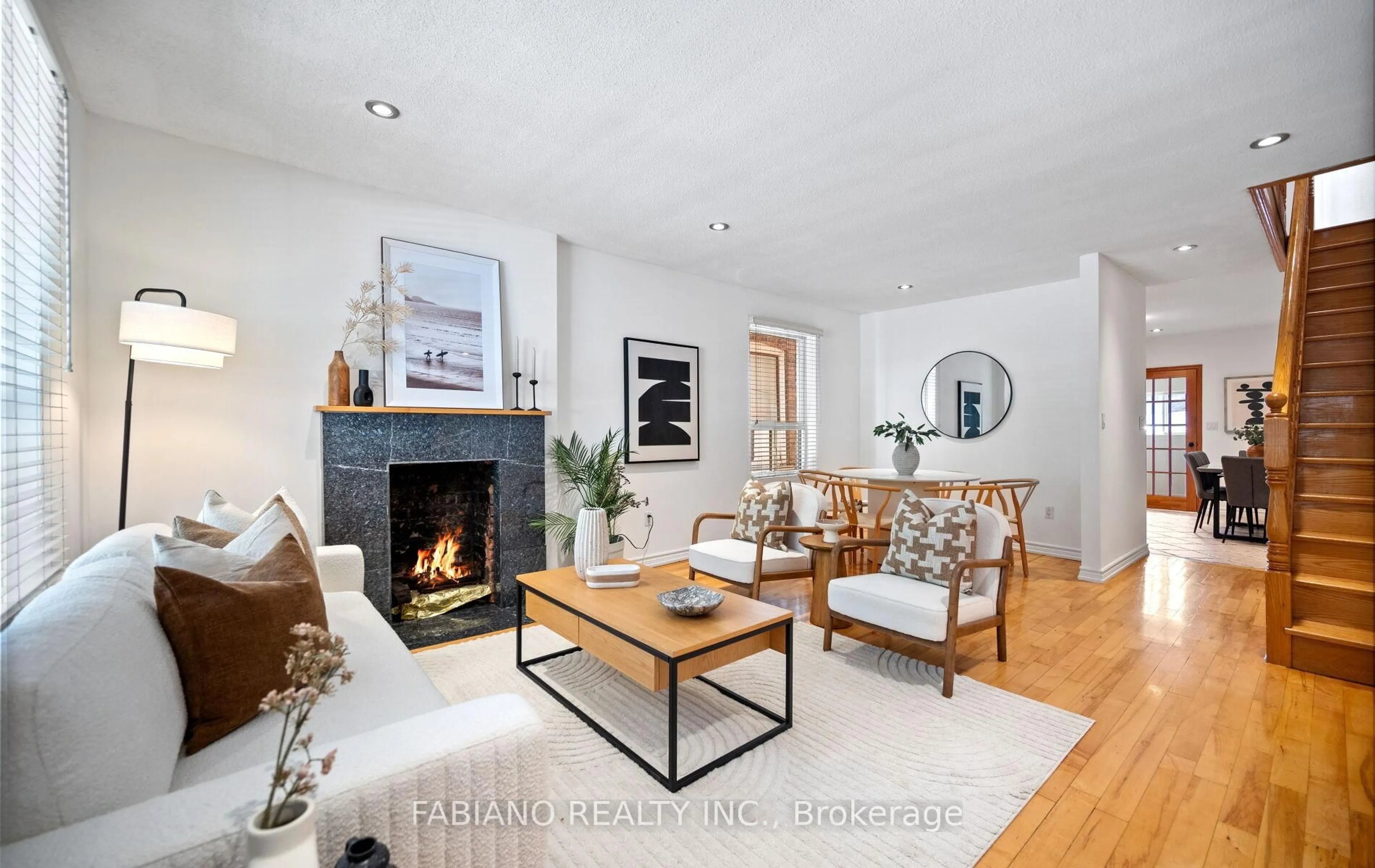 Living room with furniture, unknown for 332 Osler St, Toronto Ontario M6N 2Z5