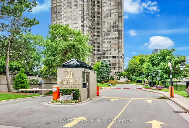 1 Palace Pier Crt #602, Toronto 2