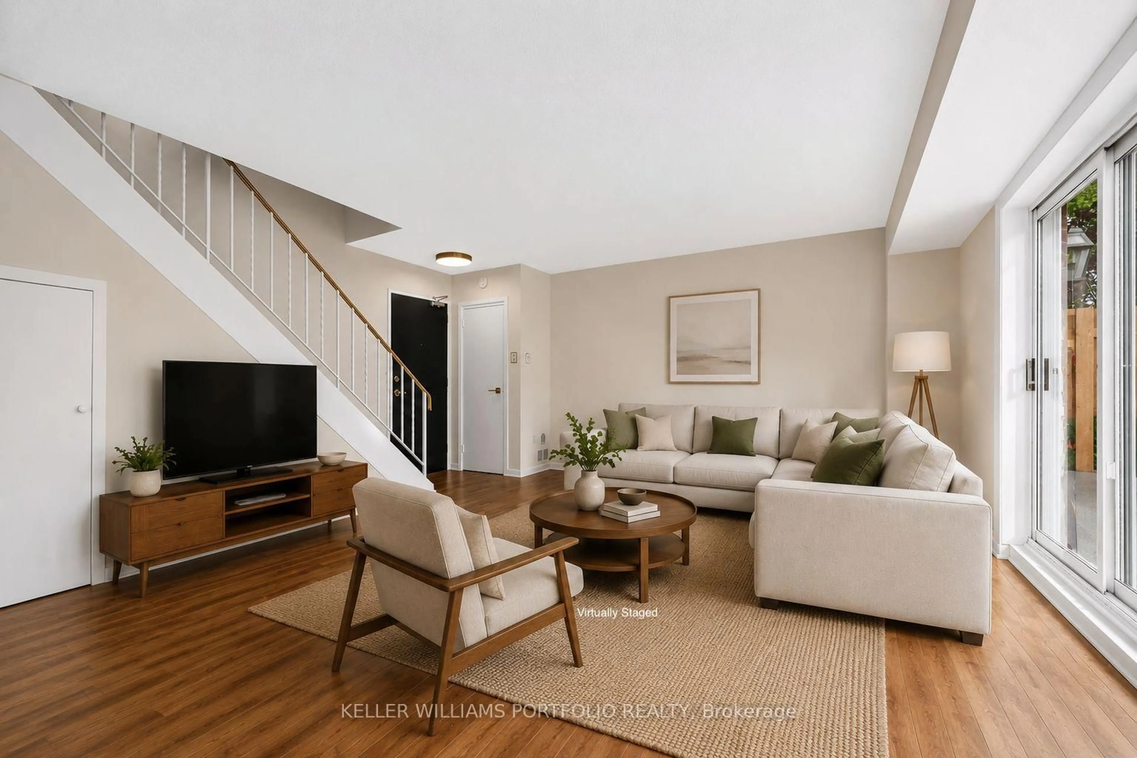 Living room with furniture, unknown for 483 Claridge Rd #11, Burlington Ontario L7N 2S1