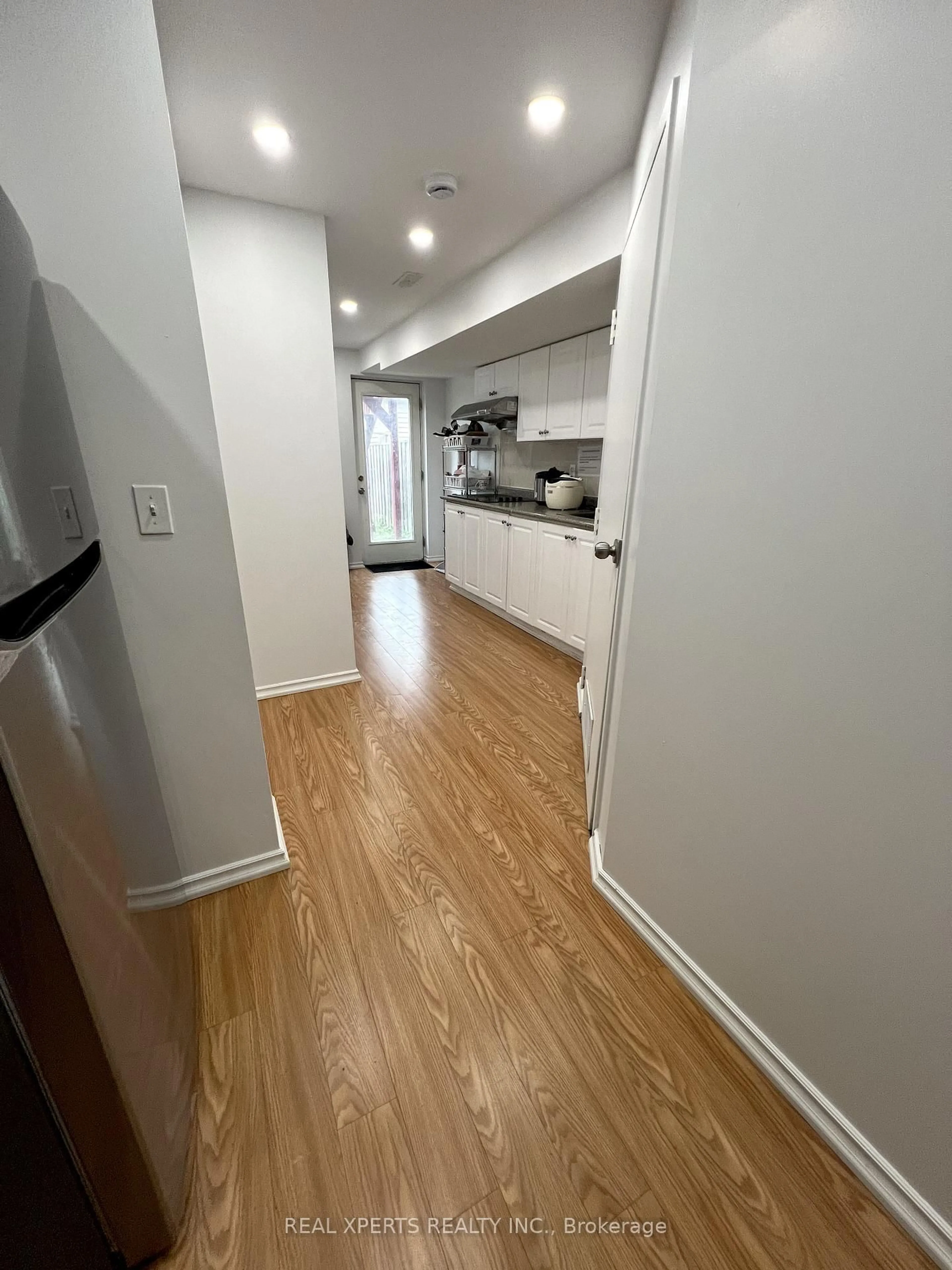 A pic of a room for 654 Sentinel Rd, Toronto Ontario M3J 0B2