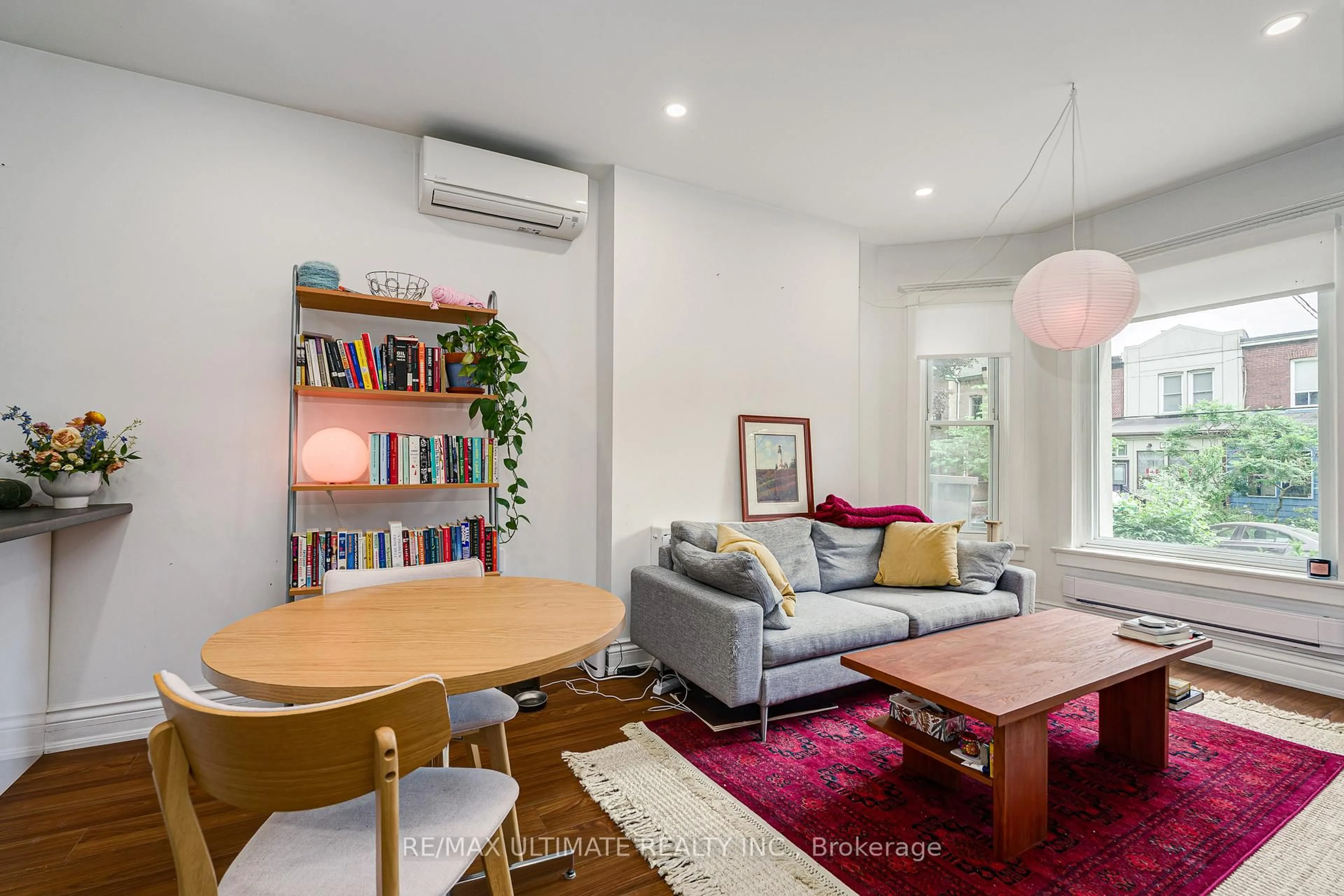 Living room with furniture, unknown for 56 WRIGHT Ave, Toronto Ontario M6R 1K8