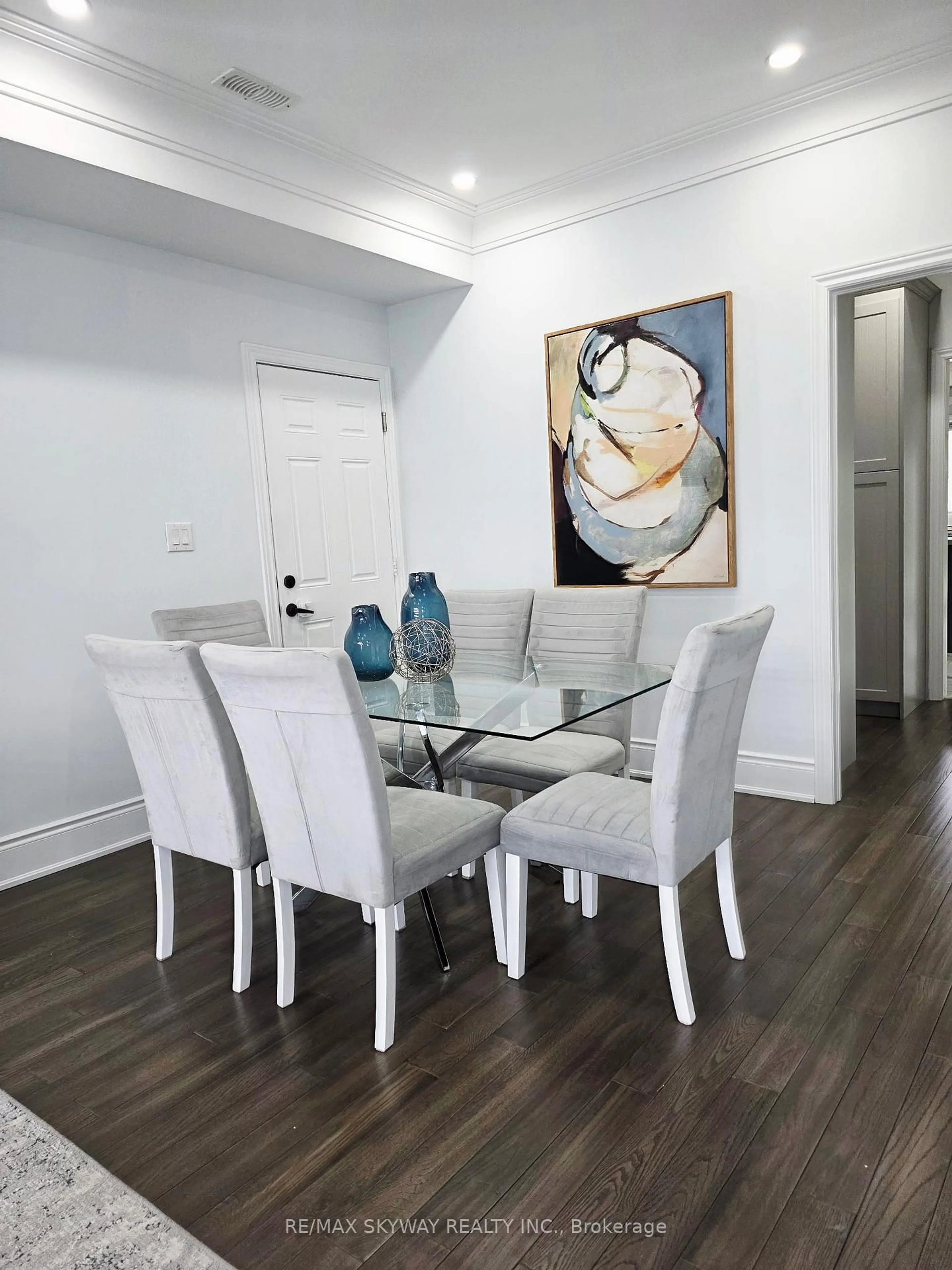 Dining room, wood/laminate floor for 12199 Hwy #50 Rd, Caledon Ontario L7E 1M1