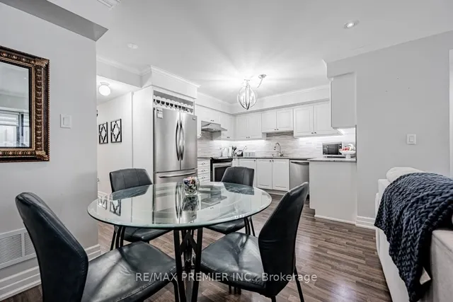 140 Widdicombe Hill Blvd #624, Toronto 4
