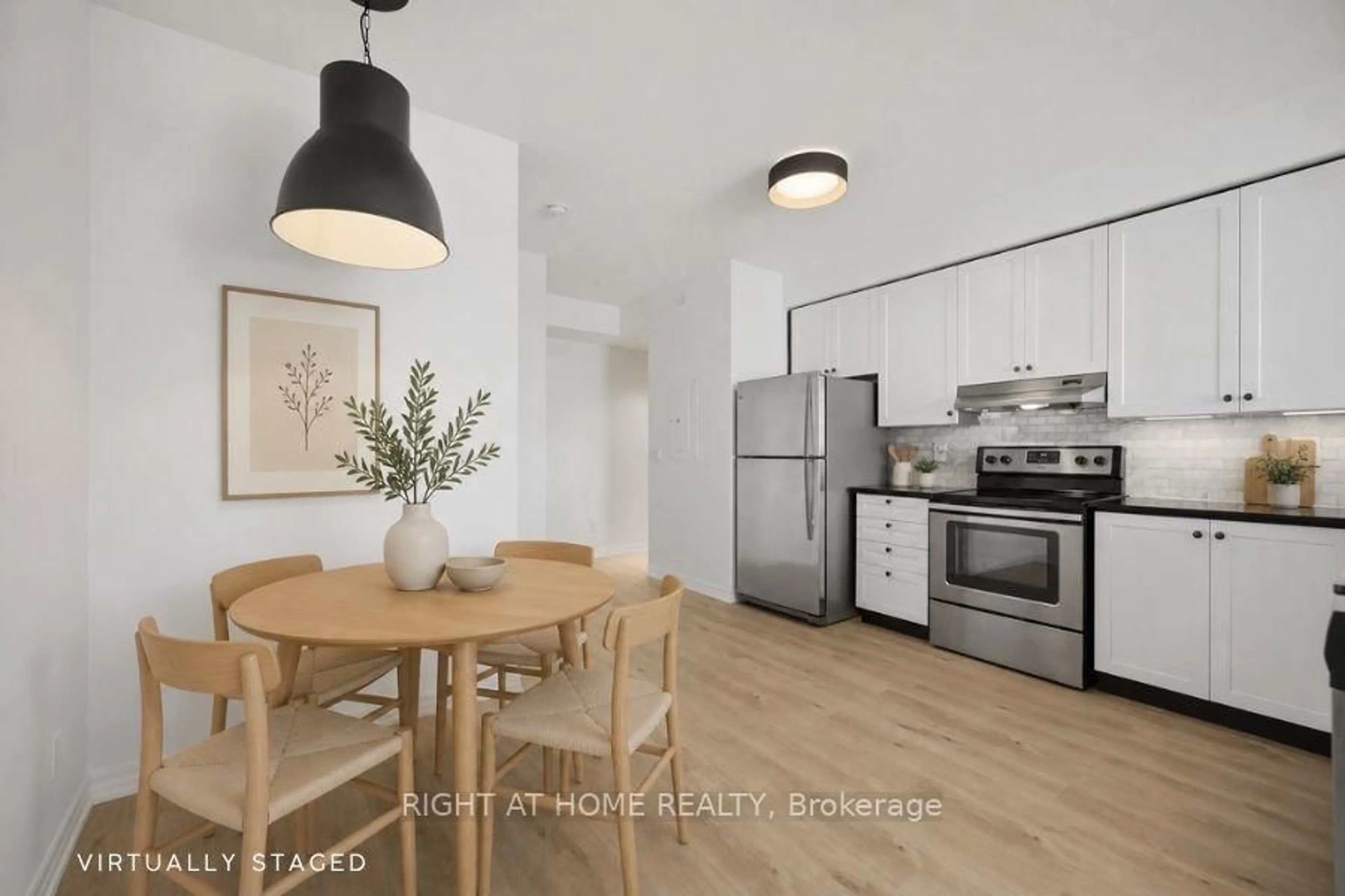 Unknown for 3563 Lake Shore Blvd #703, Toronto Ontario M8W 0A3