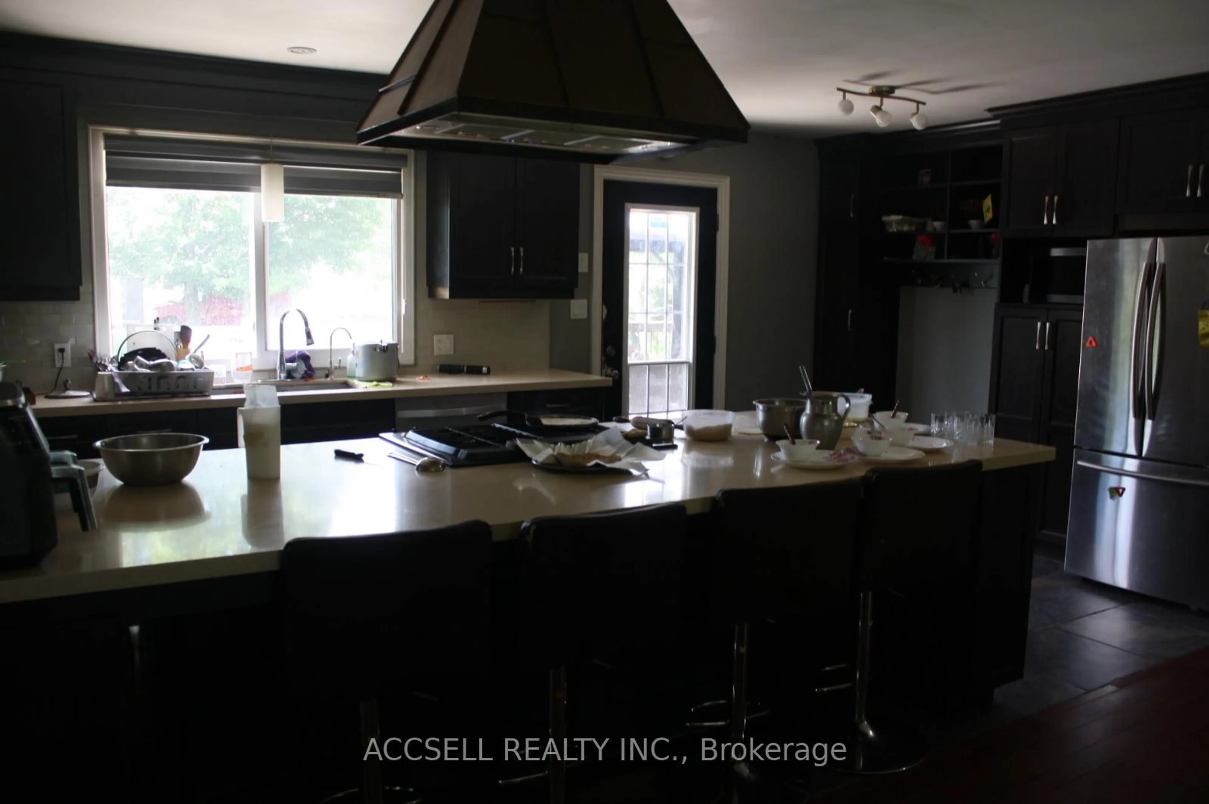 Open concept kitchen, ceramic/tile floor for 14222 Dublin Line, Halton Hills Ontario L7J 2L9