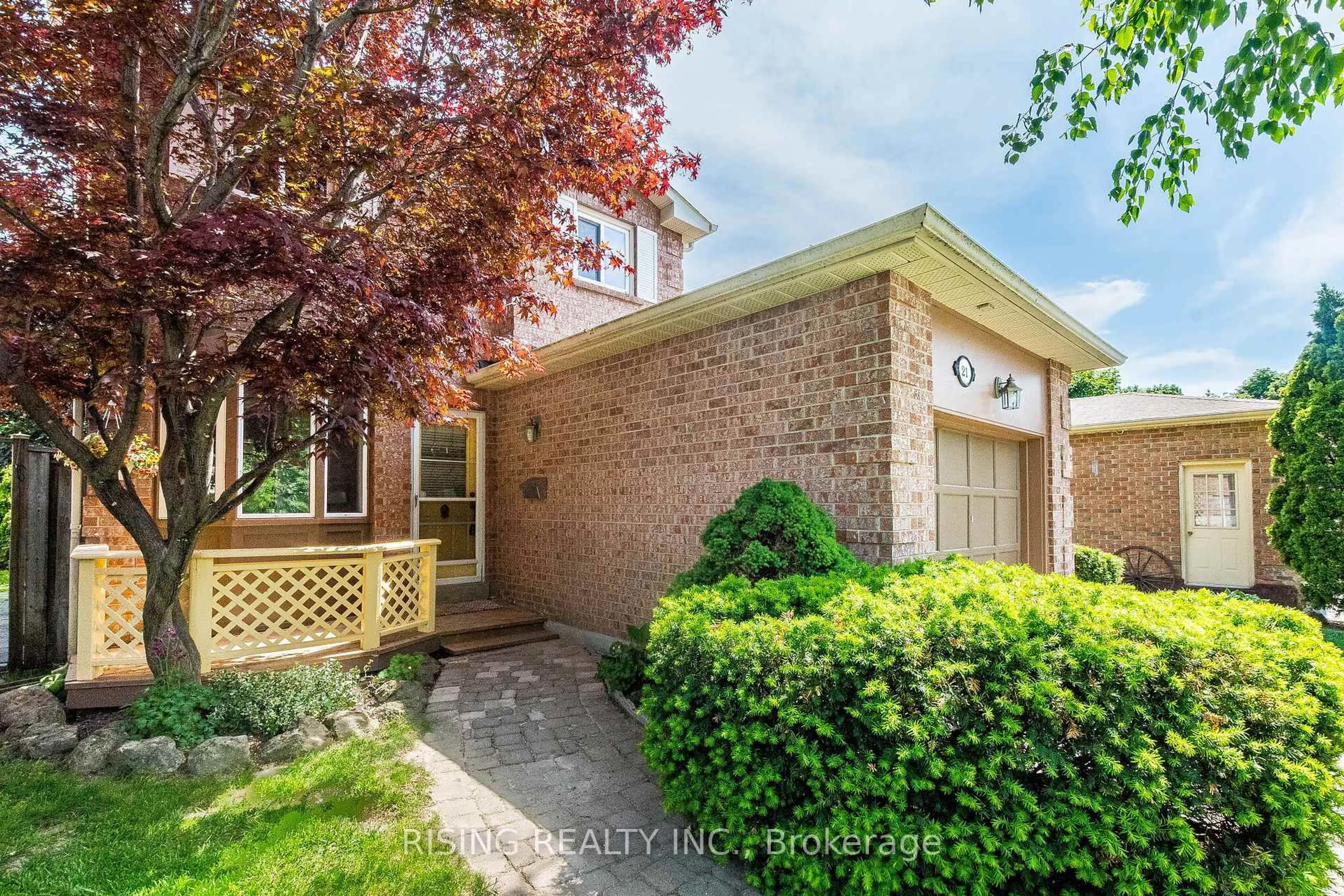 Home with brick exterior material, street for 21 Driftwood Cres, Brampton Ontario L6Z 2C3