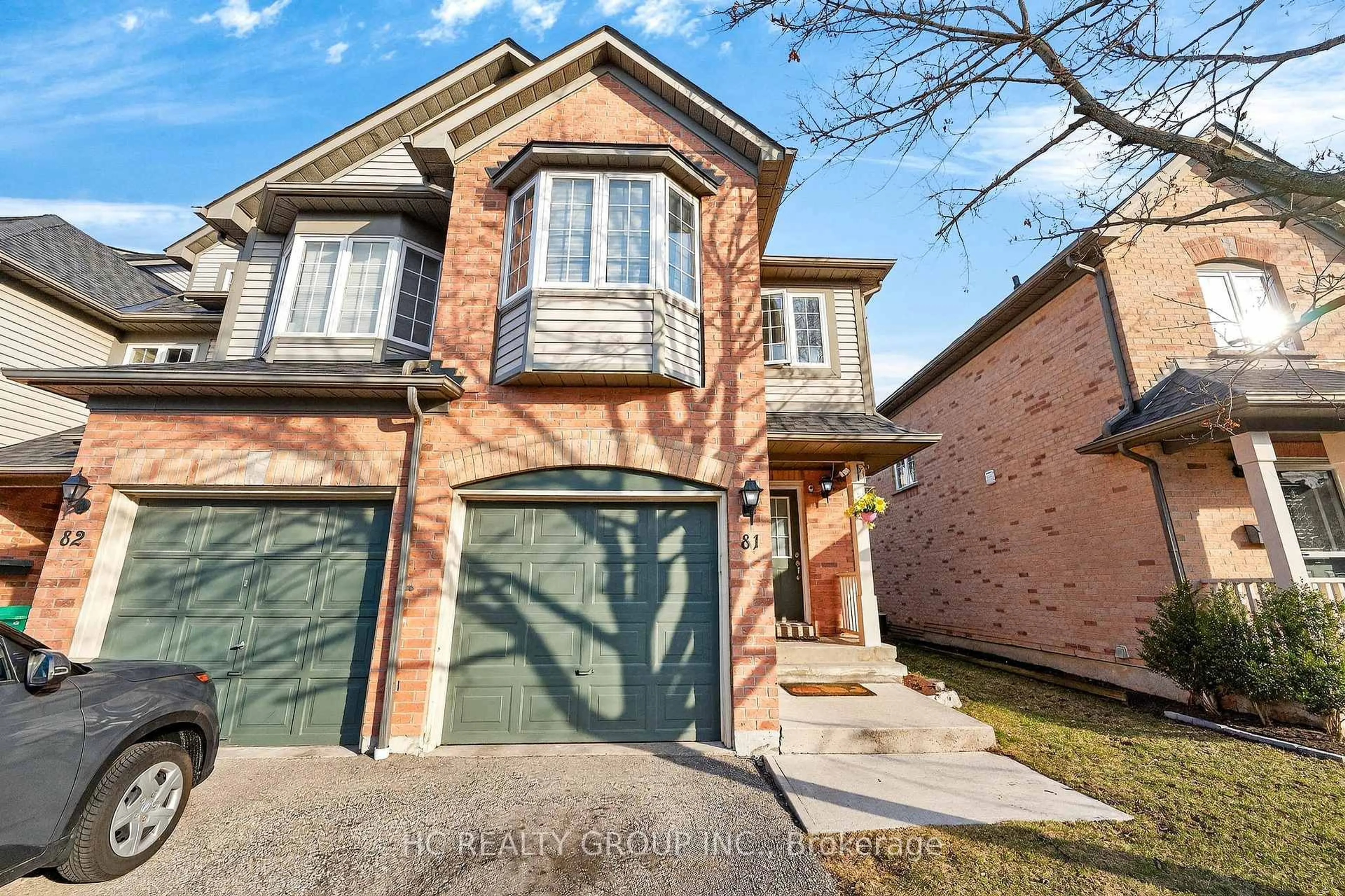 Home with brick exterior material, street for 2080 Leanne Blvd #81, Mississauga Ontario L5K 2S6