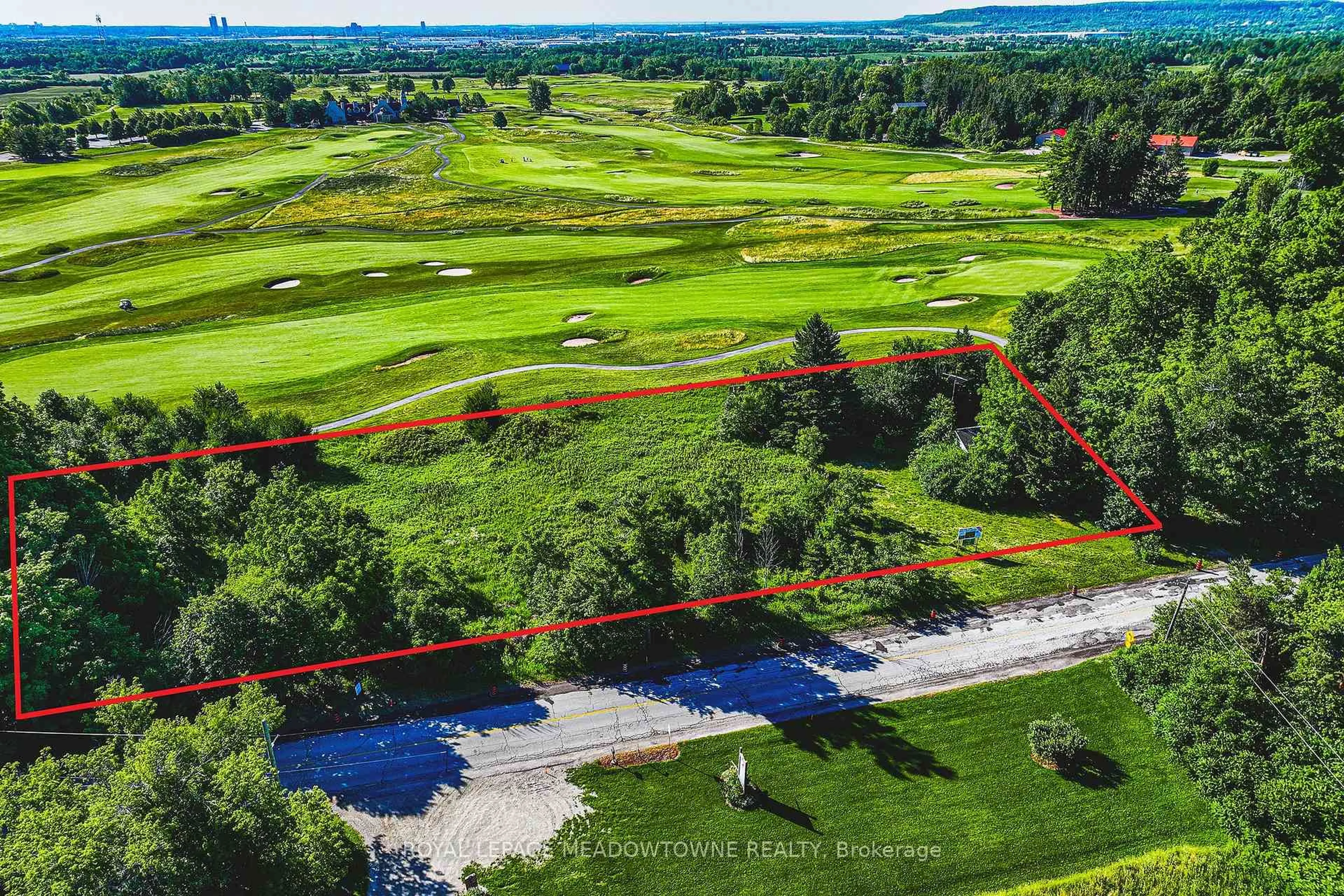 A pic from outside/outdoor area/front of a property/back of a property/a pic from drone, water/lake/river/ocean view for 8220 10 Sdrd, Halton Hills Ontario L9T 2X7