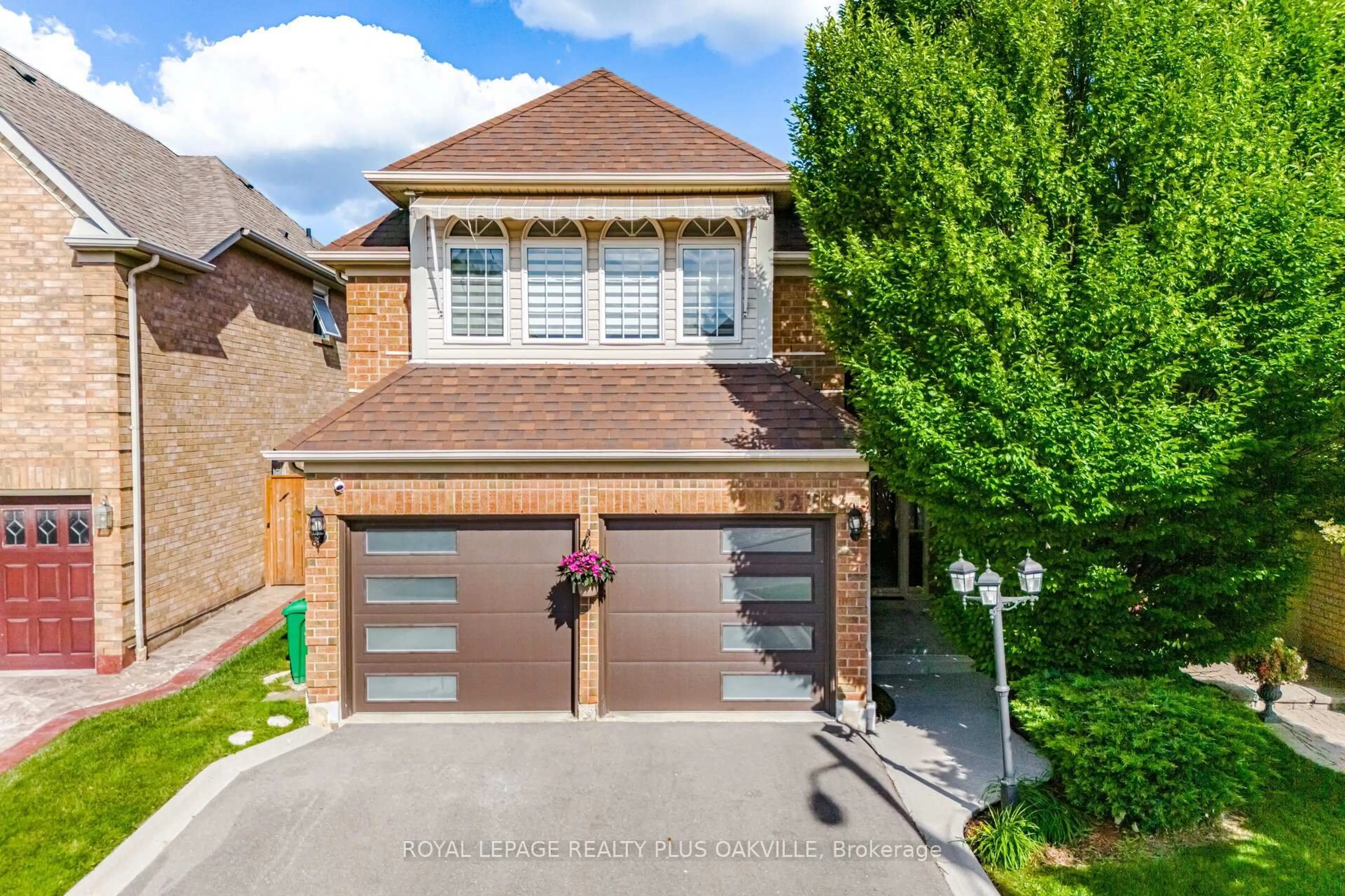 Home with brick exterior material, street for 5275 Ruperts Gate Dr, Mississauga Ontario L5M 5W3