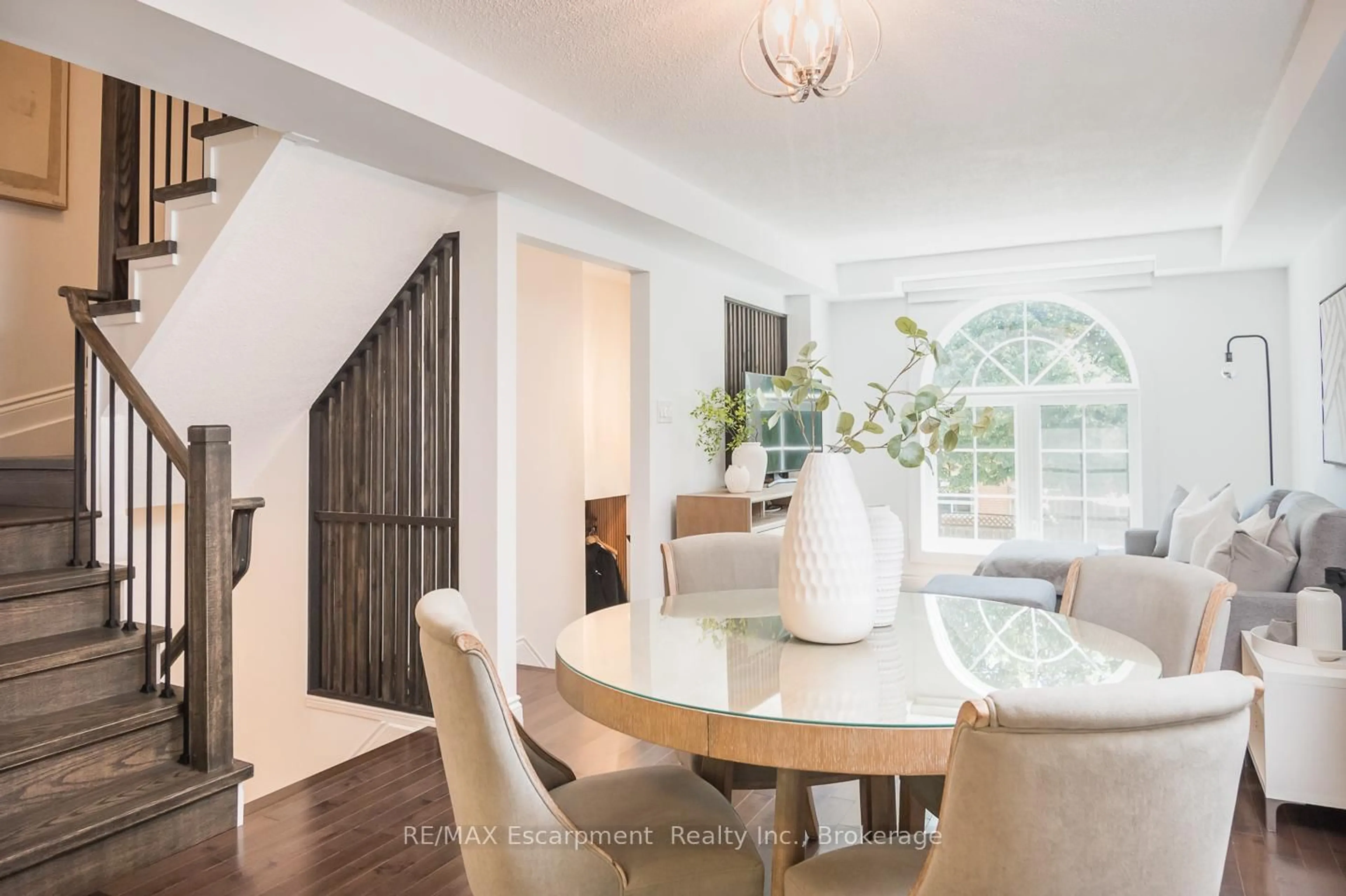 Dining room, unknown for 2350 Britannia Rd #46, Mississauga Ontario L5M 6A7
