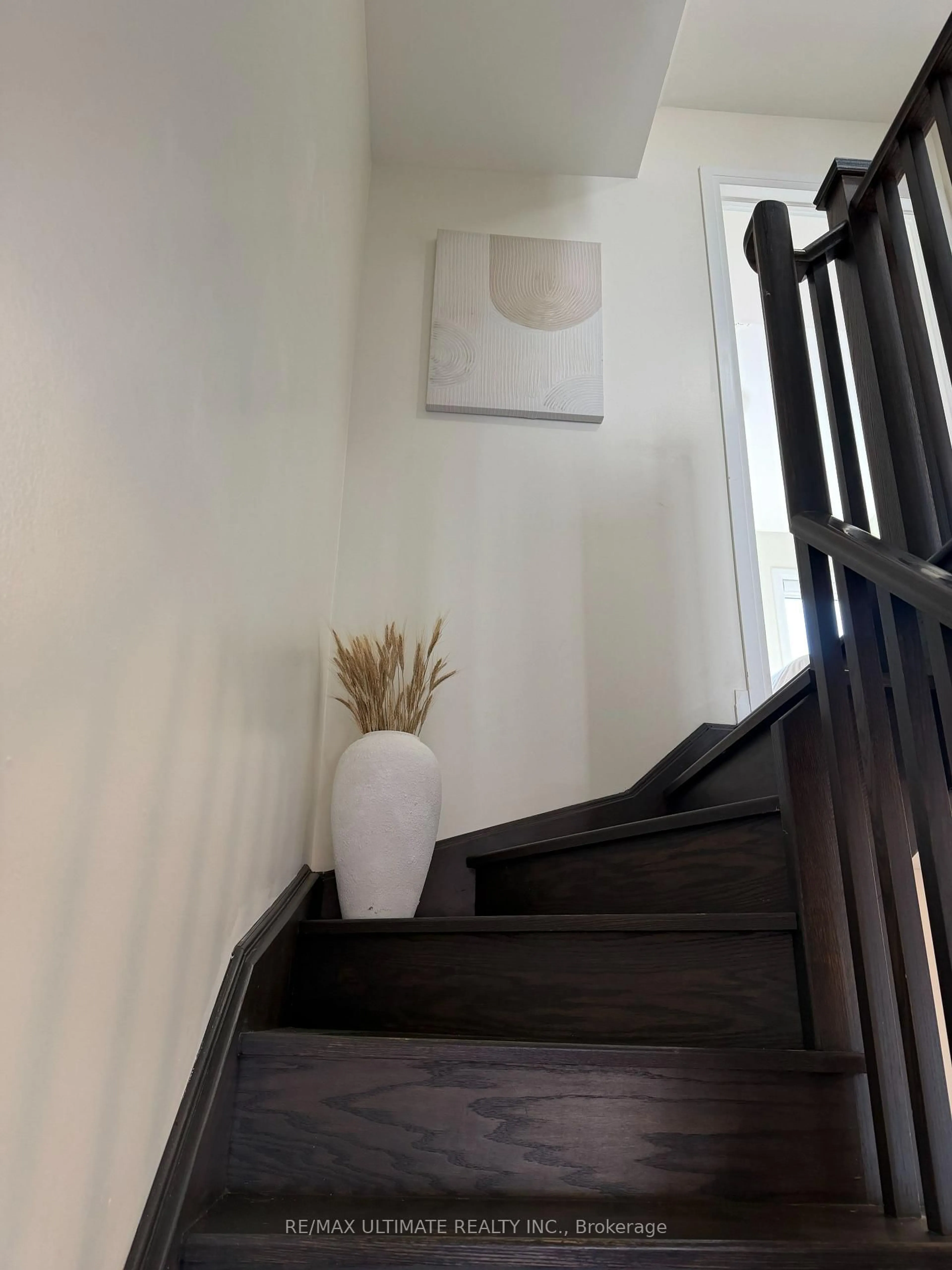 Stairs for 45 Thomas Mulholland Dr #4, Toronto Ontario M3K 0A5