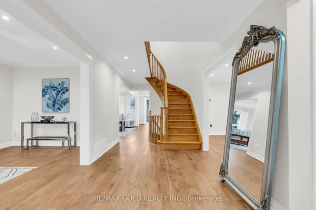 2911 Tradewind Dr, Mississauga 5