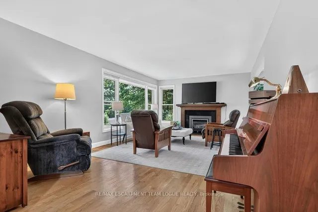 403 Donald Campbell Ave, Milton 4