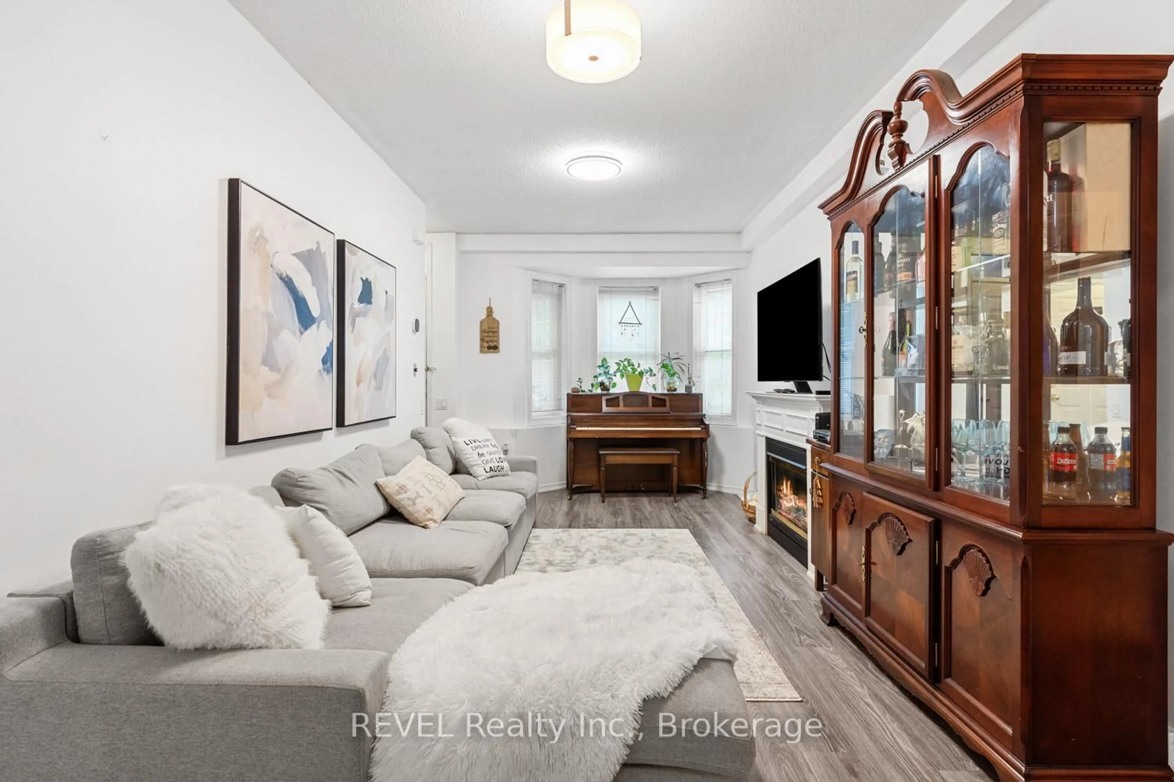 Living room with furniture, unknown for 760 Lawrence Ave #199, Toronto Ontario M6A 3E7