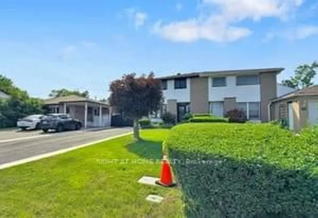 41 Flamingo Cres, Brampton 2
