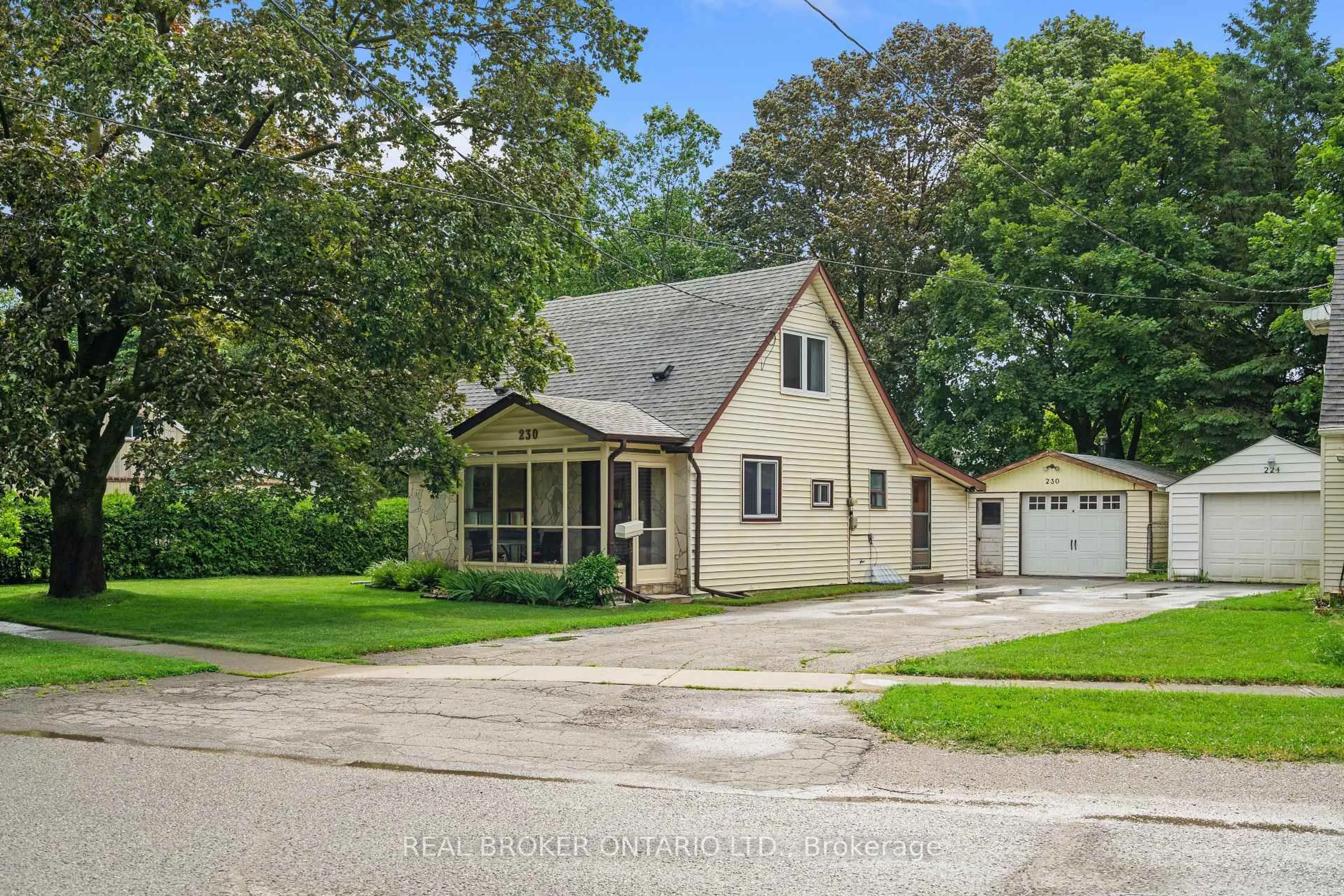 Unknown for 230 Mason Blvd, Halton Hills Ontario L7J 1A8