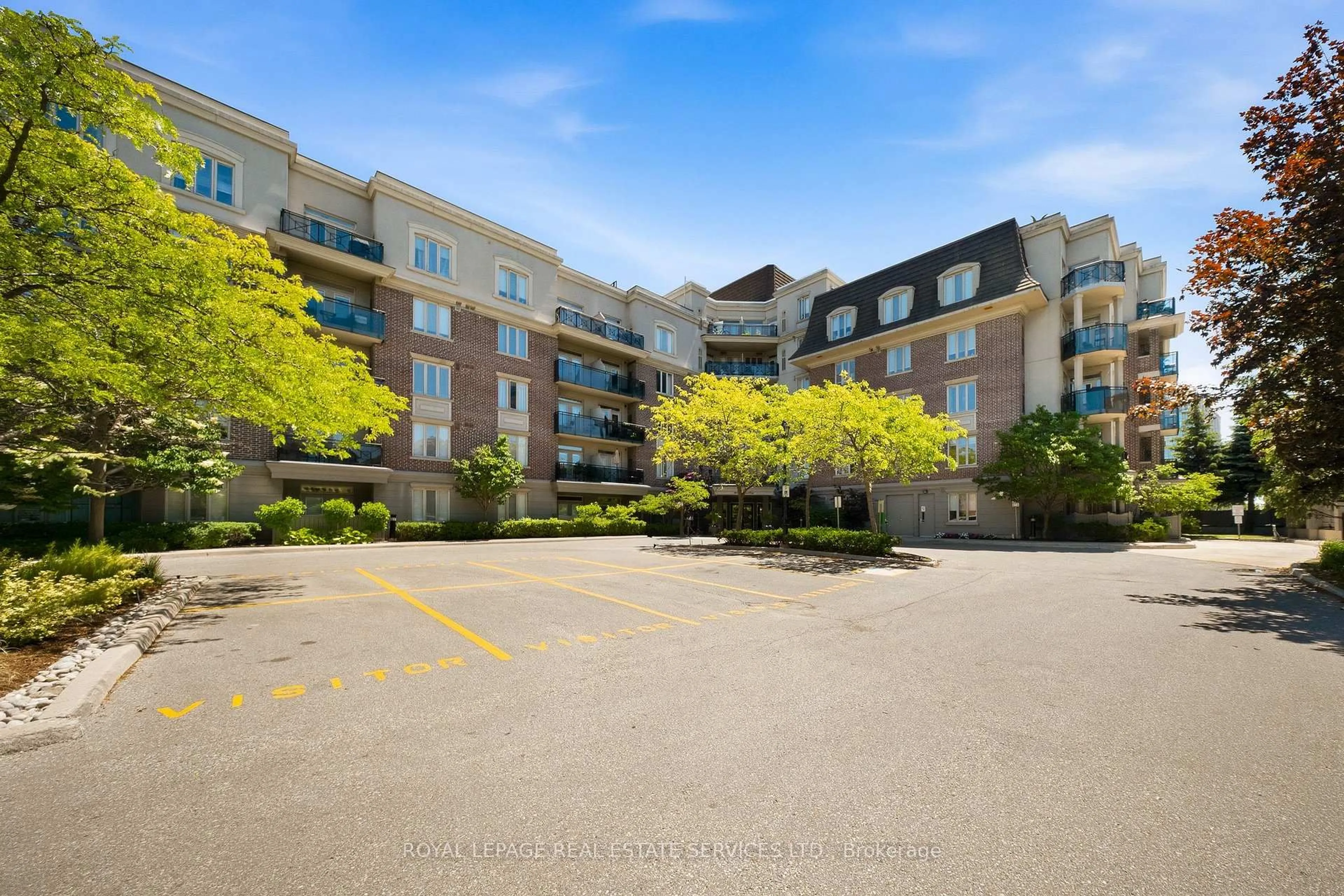 Unknown for 245 Dalesford Rd #114, Toronto Ontario M8Y 4H7