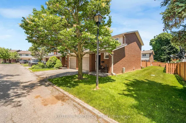 5275 Banting Crt, Burlington 2