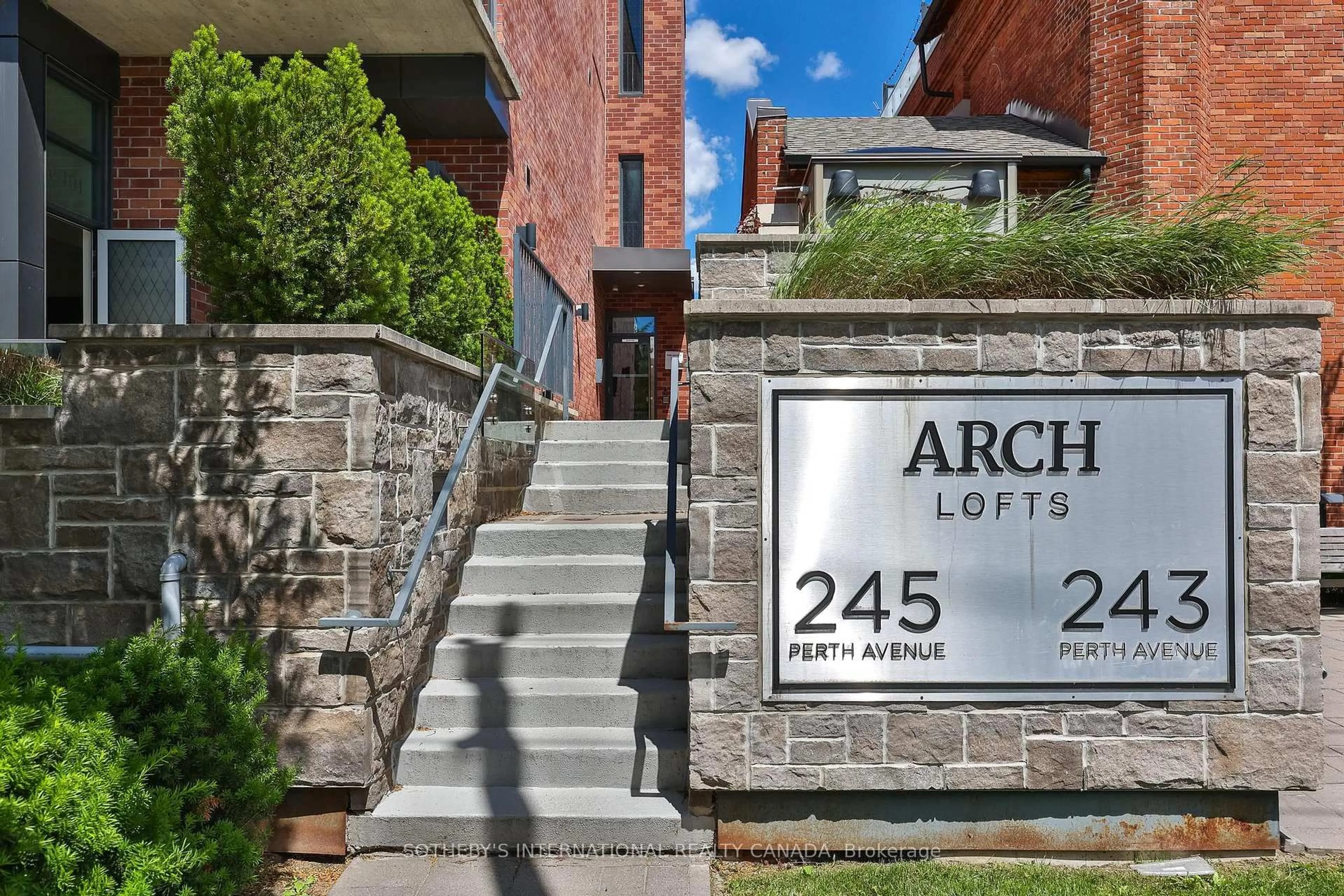 Home with brick exterior material, street for 245 Perth Ave #104, Toronto Ontario M6P 3X9